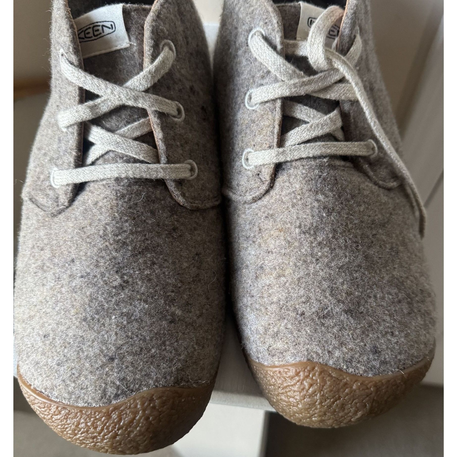 KEEN KEEN Mosey Chukka Hiking Boot Mens Size 11.5 Taupe Felt Birc Size US 11.5 / EU 44-45 - 2 Thumbnail