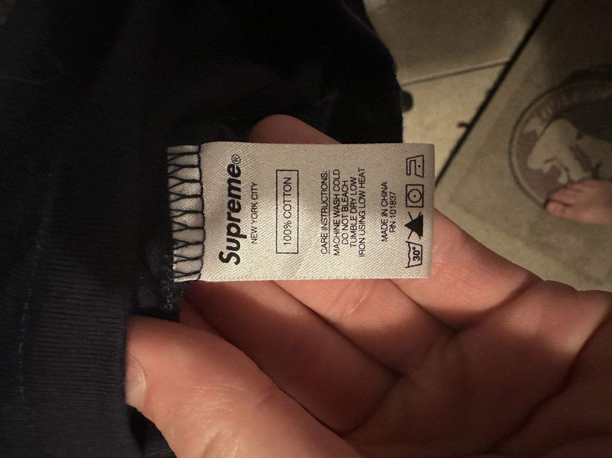 Supreme Supreme International L/S Tee Size US M / EU 48-50 / 2 - 4 Thumbnail