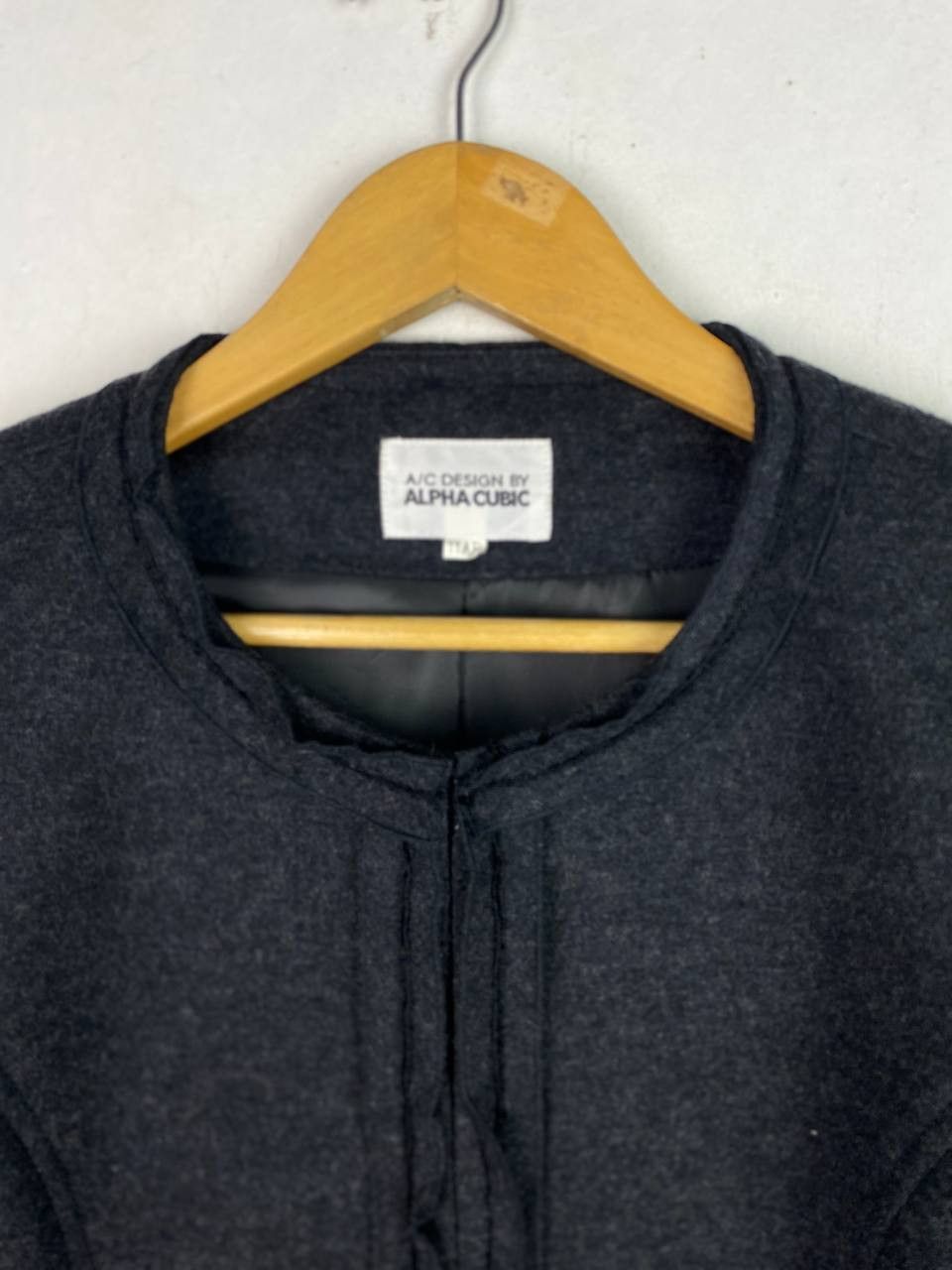 Japanese Brand alpha cubic wool jacket nice design Size M / US 6-8 / IT 42-44 - 2 Thumbnail