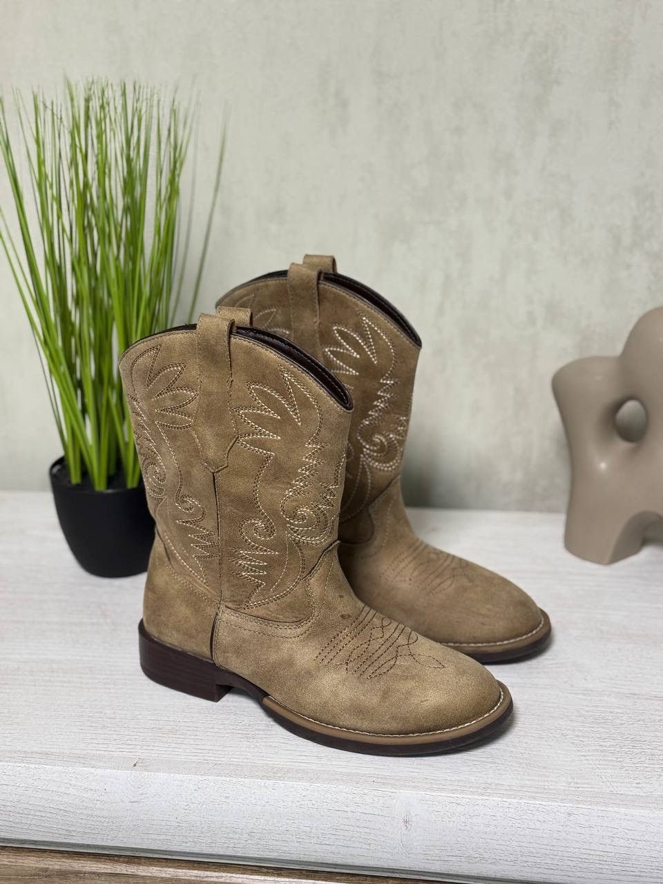 Western Rise VTG Women's suede western boots H&M Cowboy Size 37 Hype 00s Size US 7 / IT 37 - 8 Thumbnail