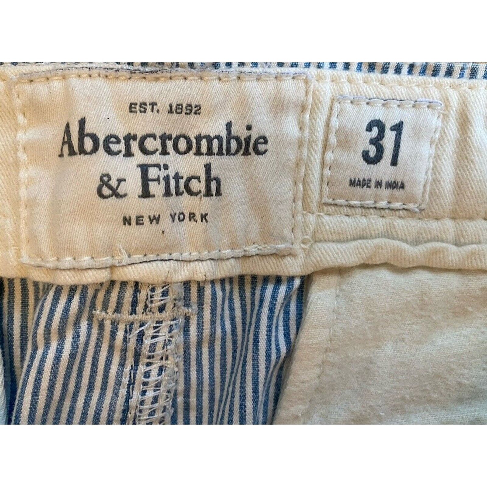 Abercrombie & Fitch VTG Abercrombie & Fitch Button Fly Jean Shorts Womens 31 Size 31" - 2 Thumbnail