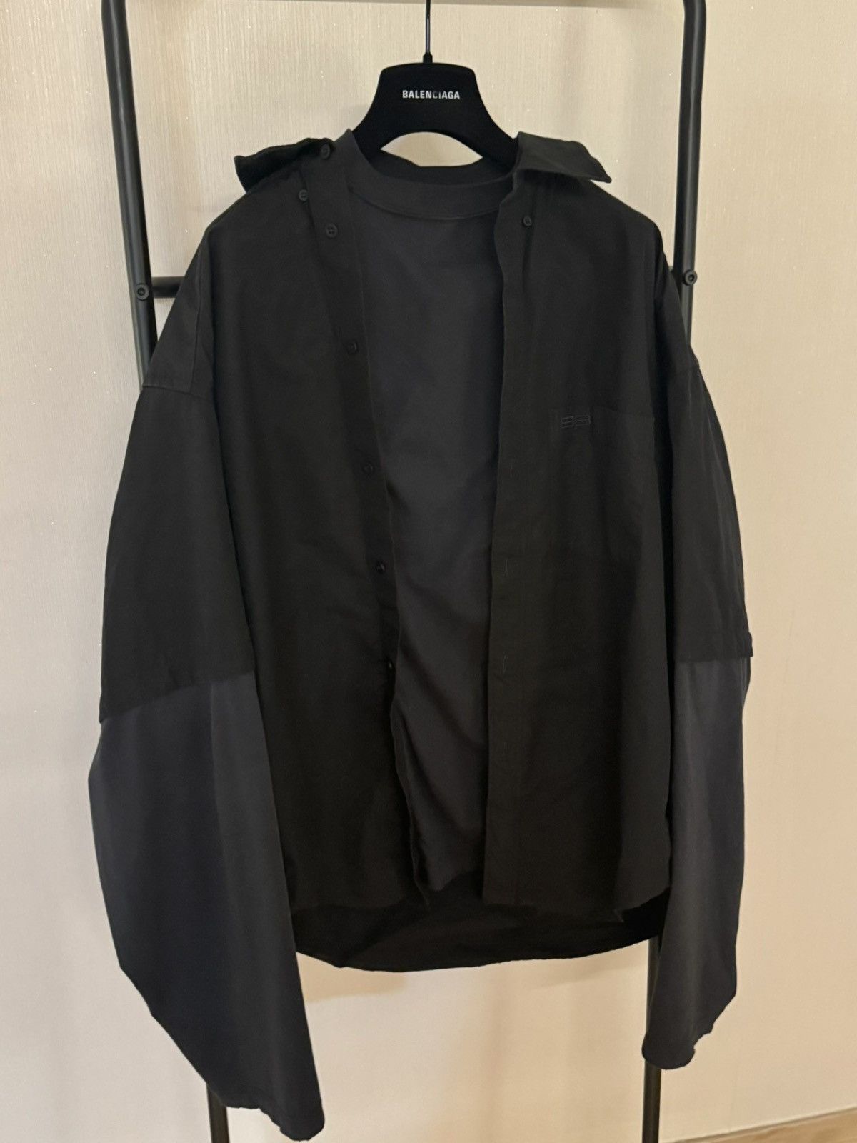 Balenciaga BB Icon trompe l'œil shirt Size US M / EU 48-50 / 2 - 5 Thumbnail