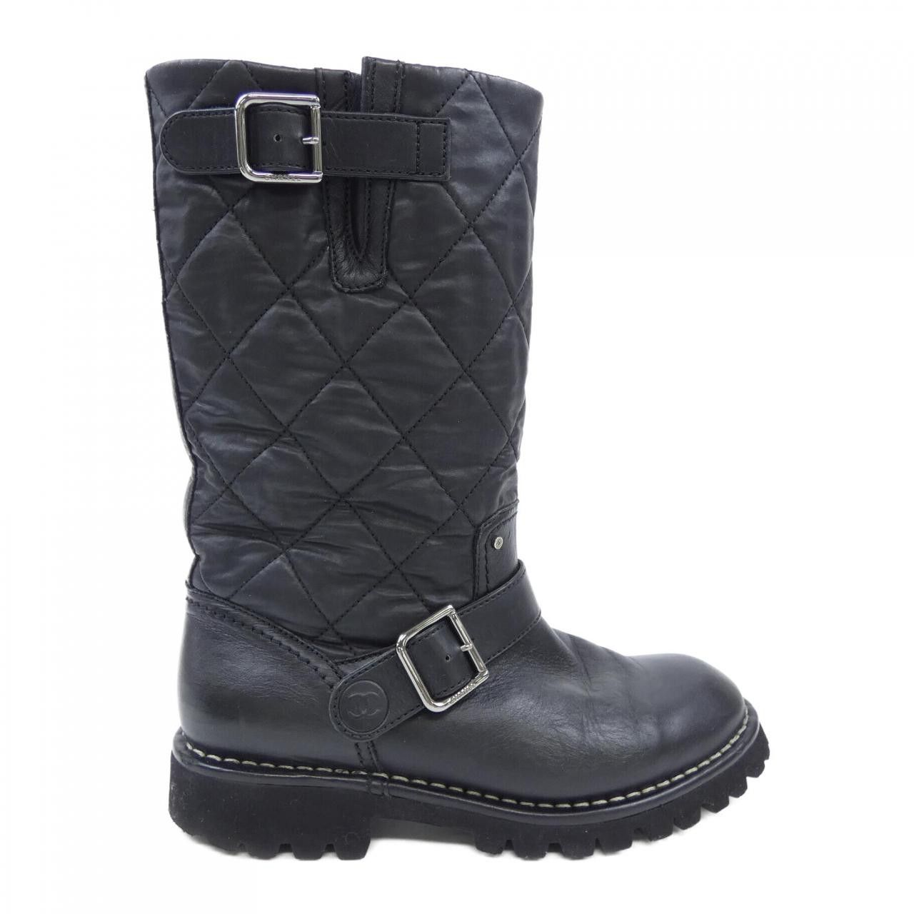 Chanel Chanel Chanel G26590 Shearling Boots Natural Material Shoes G26590 DUTY FREE for USA Size ONE SIZE - 1 Thumbnail