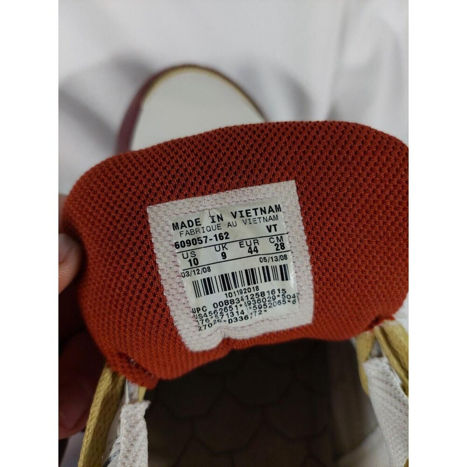 Nike 2008 Vintage Nike Air Max Red Leather 10M 609057-162 Size US 10 / EU 43 - 7 Thumbnail