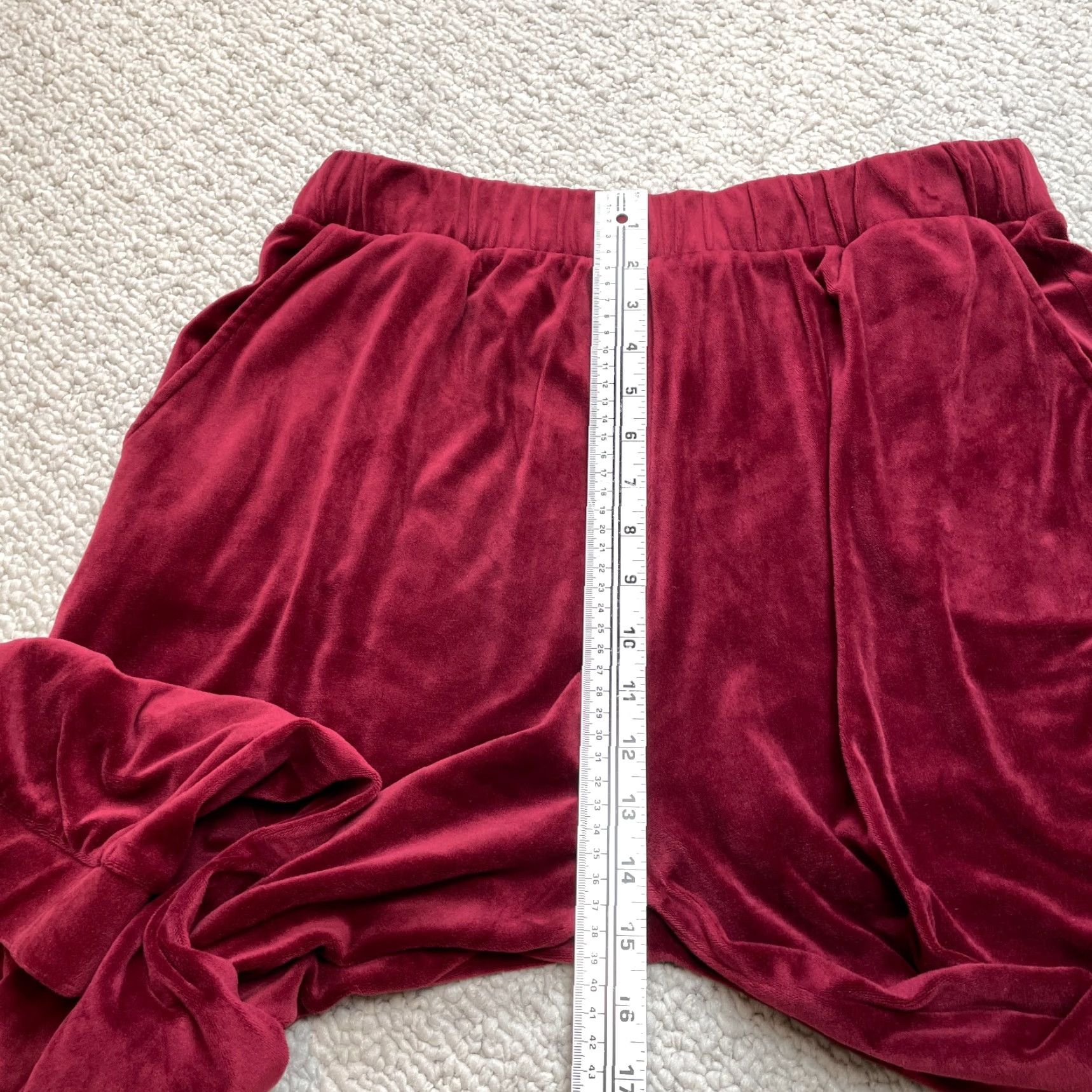 Velvet Suzette Red Velvet Jogger Sweatpants Womens XL Pockets Stretch Elastic 32x24 Tapered Regular Inseam 24 in Color Red Size 40" / US 18 - 4 Thumbnail