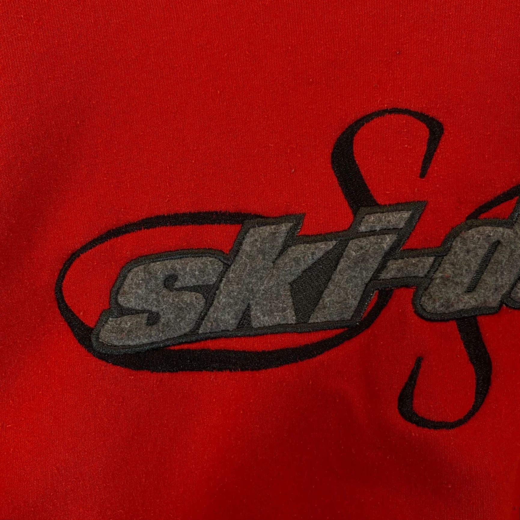 Vintage VINTAGE Ski-Doo Crewneck Jacket Mens Large Red Cotton Pullover Raised Graphic Gray Sno Gear Casual Winter Men Mens Size US L / EU 52-54 / 3 - 4 Thumbnail