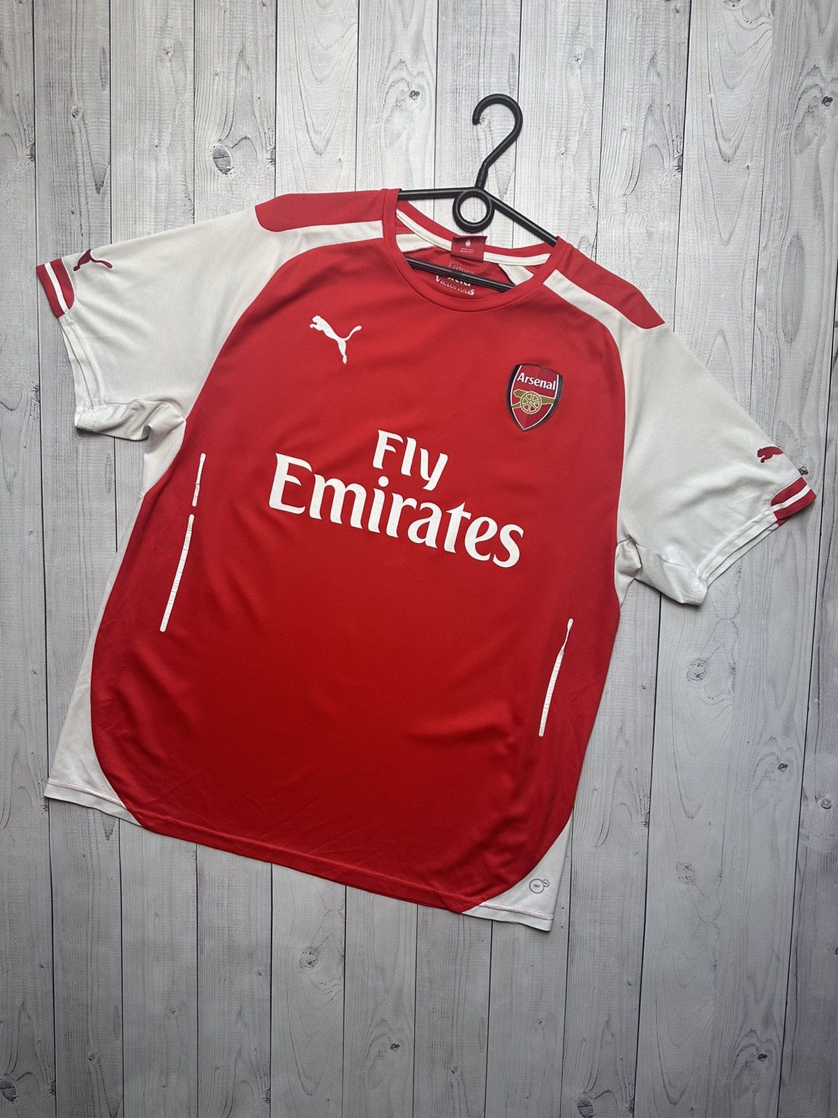 Puma × Vintage Vintage puma Arsenal soccer jersey size XL Size US XL / EU 56 / 4 - 1 Thumbnail