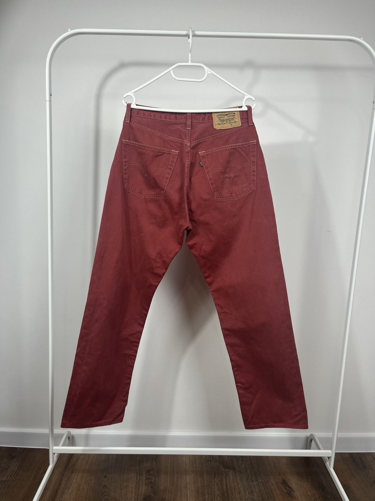 Levi's Levi’s 401 Vintage Red Straight Fit Jeans W33 L32 Tunisia Size US 30 / EU 46 - 1 Thumbnail