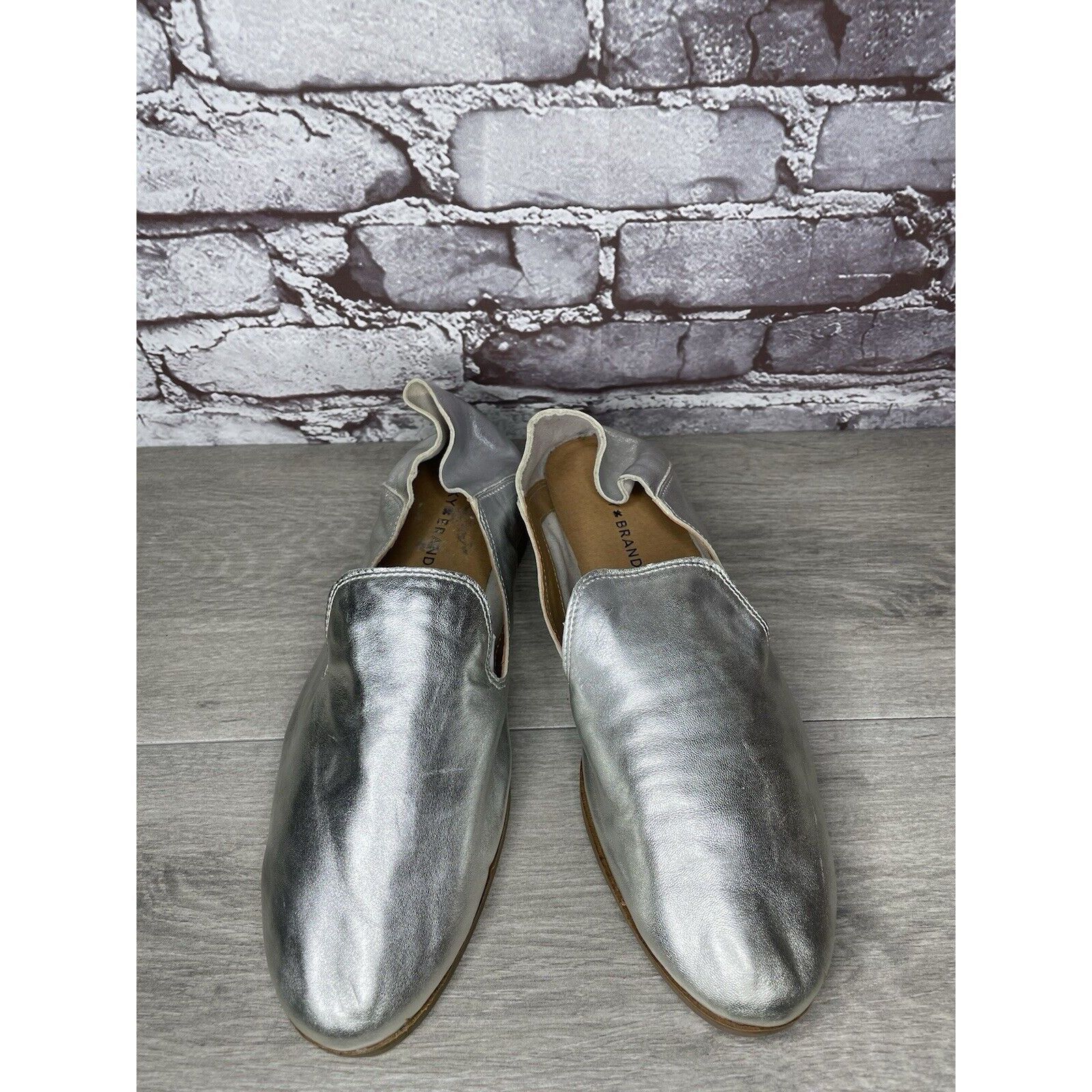 Lucky Brand Lucky Brand Metallic Silver Leather Slip On Loafers Flats Sh Size US 11 / IT 41 - 2 Thumbnail