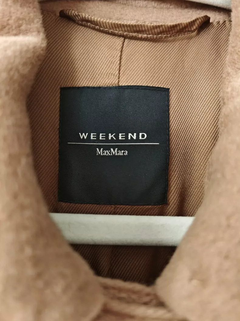 Max Mara Max Mara Coat Size M / US 6-8 / IT 42-44 - 2 Thumbnail