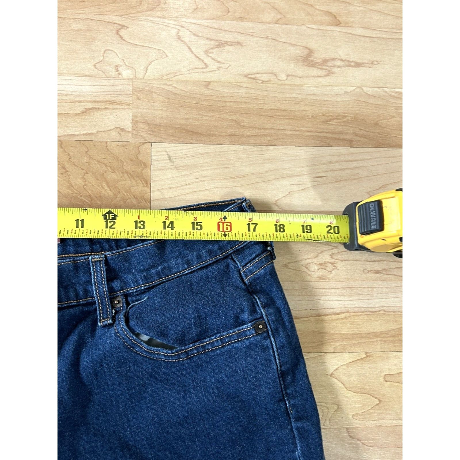 Levi's **Levi's Women's 515 Blue Bootcut Jeans Medium** User: **Women's Levi's 515 Blue Medium Bootcut Jeans** Size 38" / US 16 / IT 52 - 5 Thumbnail