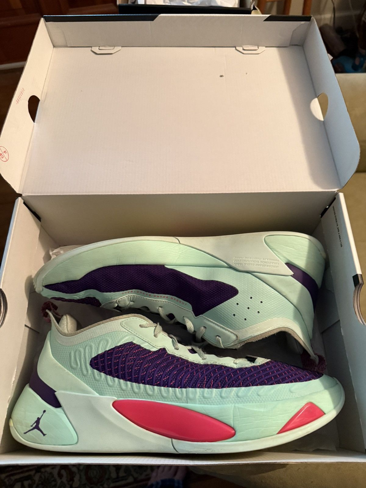 Jordan Brand Jordan Luka 1 w/ OG Box, Exc Cond, sz 13 MintFoam/RacerPink Size US 13 / EU 46 - 6 Thumbnail