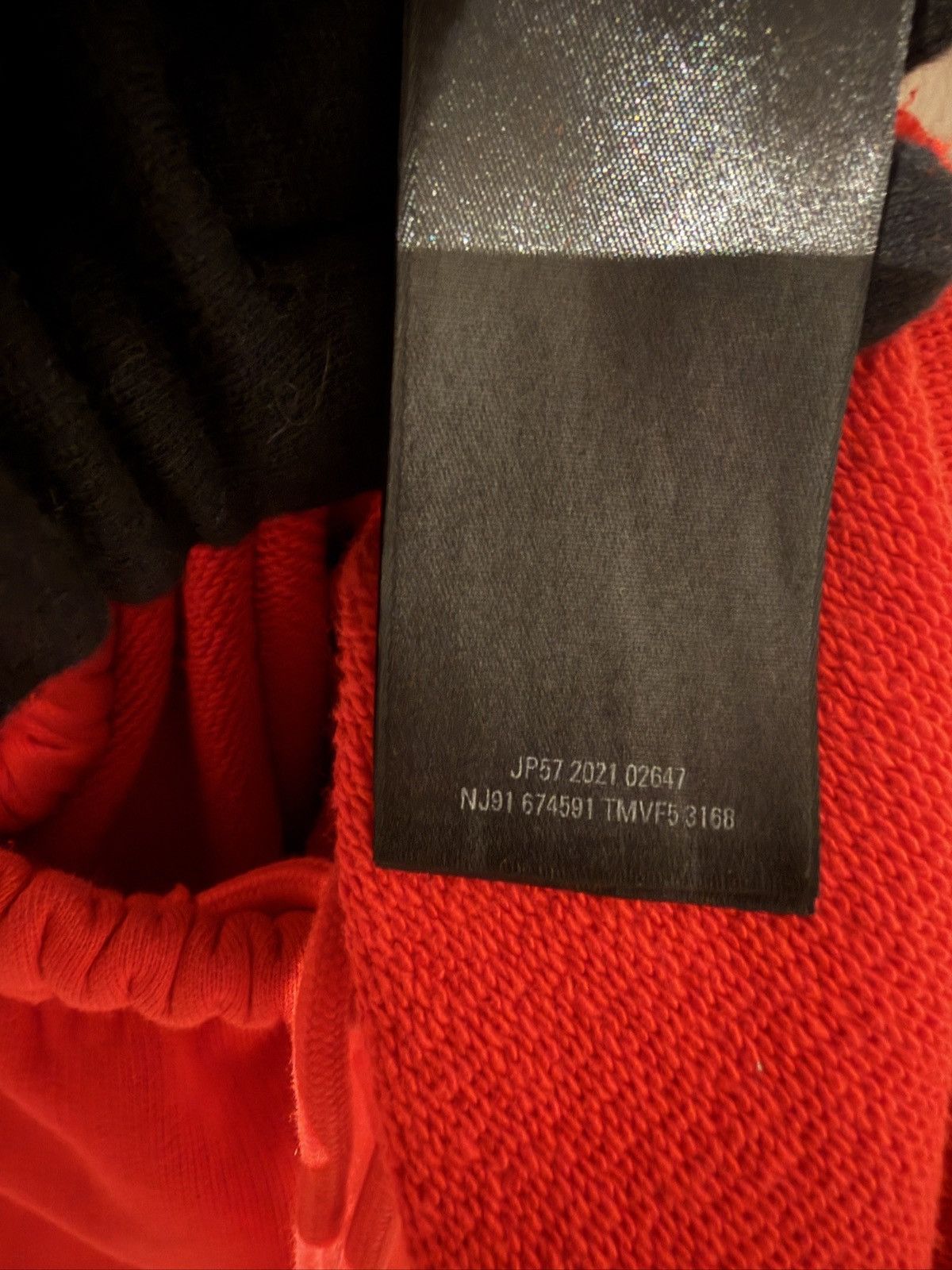 Balenciaga Balenciaga Red Embroidered Sweatshorts Size US 34 / EU 50 - 10 Thumbnail