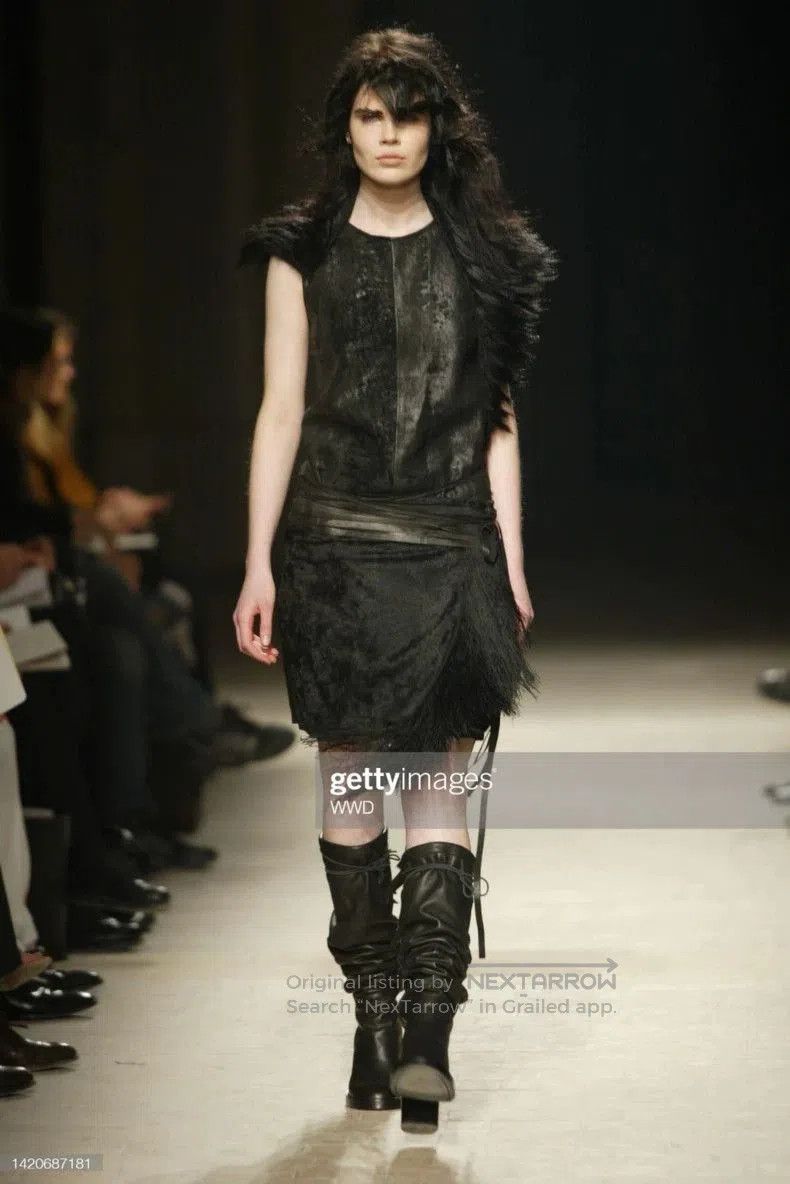 Ann Demeulemeester Ann demeulemeester shows leather vests for men and women. Size US M / EU 48-50 / 2 - 6 Thumbnail