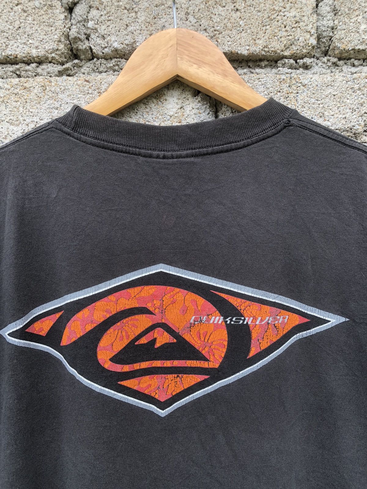 Quiksilver × Vintage Vintage Beauty Sunfaded 90s Quiksilver Big Logo Backhit Tee Size US L / EU 52-54 / 3 - 4 Thumbnail