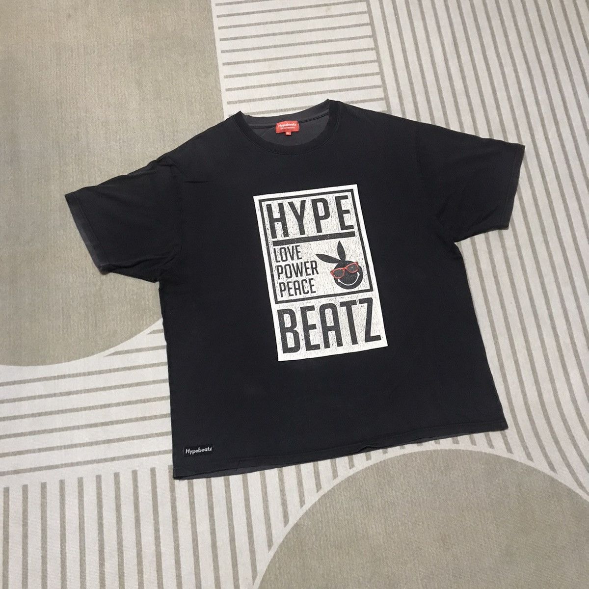 Hypebeast HYPEBEATZ LOVE POWER PEACE RARE TEE Size US XXL / EU 58 / 5 - 9 Thumbnail