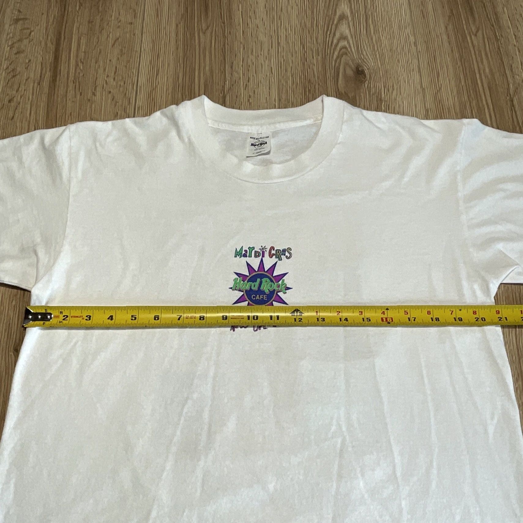 Hard Rock Cafe VINTAGE Hard Rock Cafe Mardi Gras T-Shirt Large White Mens Size US L / EU 52-54 / 3 - 6 Thumbnail