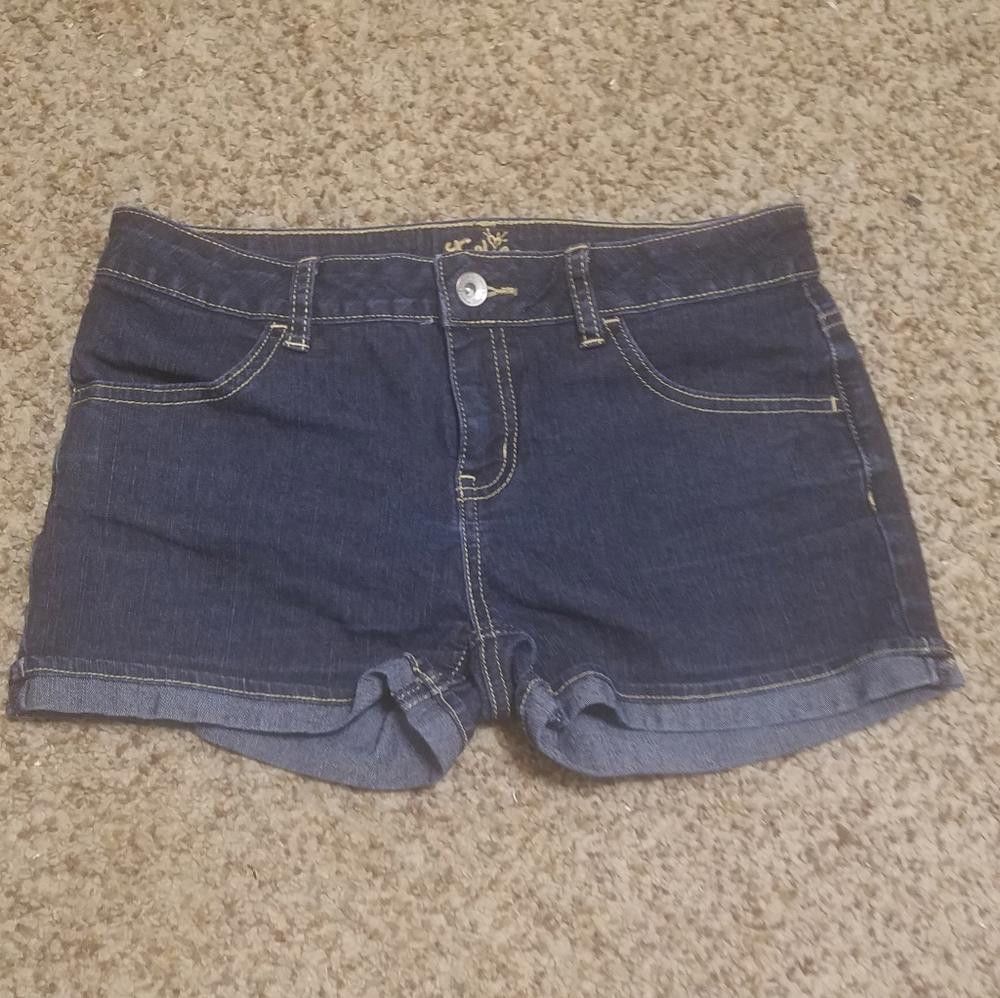 Designer Justice Jean Shorts Size 14 Size US 26 / EU 42 - 1 Thumbnail