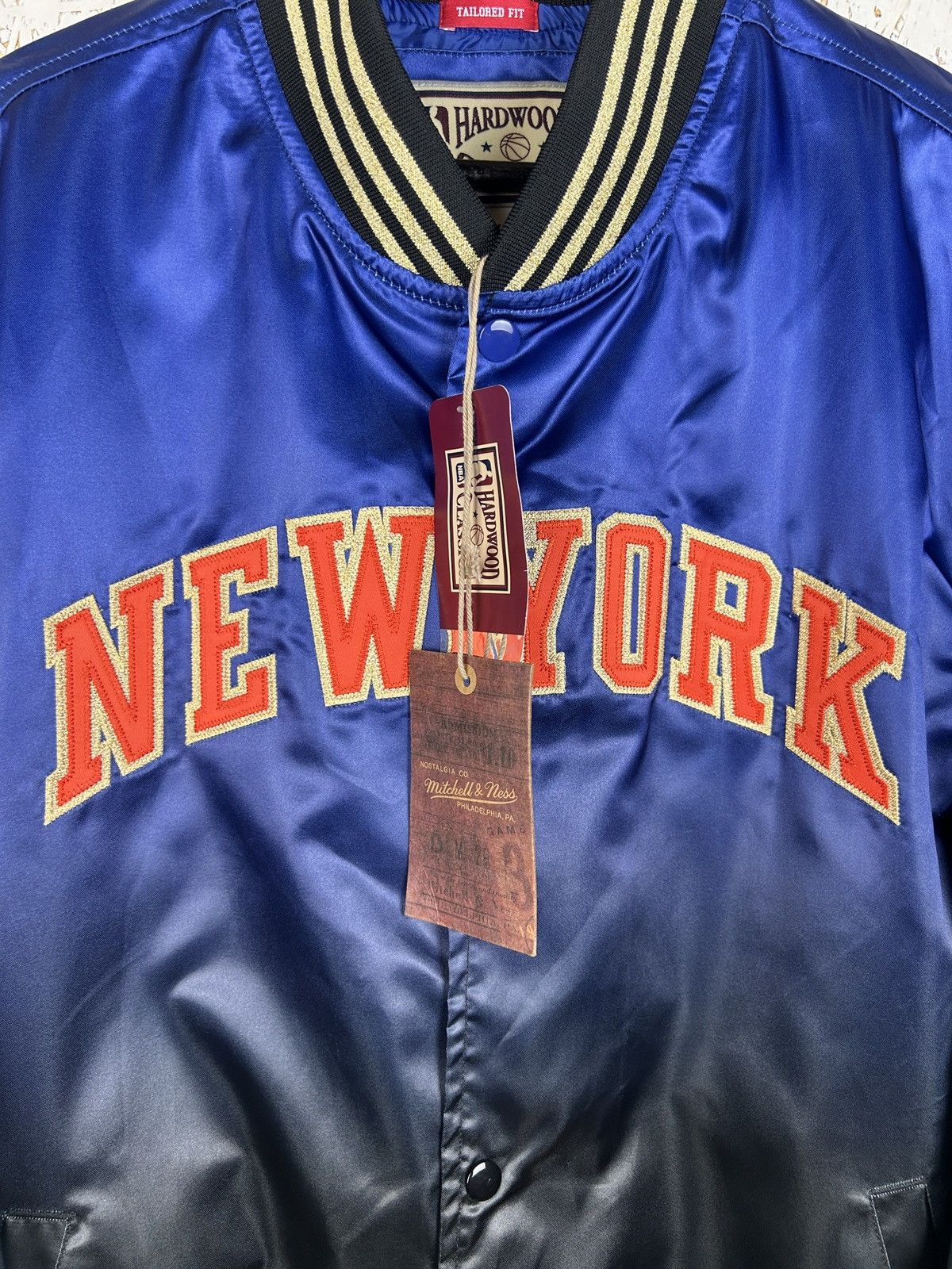 Mitchell & Ness NWT Mitchell & Ness CNY 2018 Warriors NBA Satin Jacket L Size US L / EU 52-54 / 3 - 2 Thumbnail