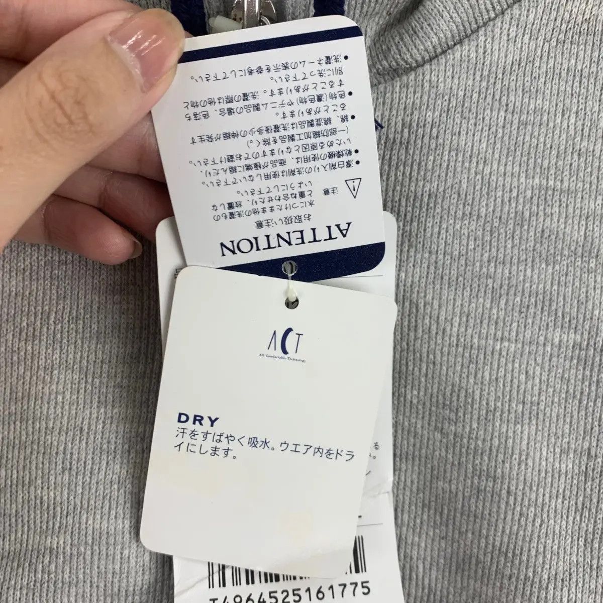 Ellesse Vintage ELLESSE PERUGIA ITALIA Center Logo Henley Sweater Size L / US 10 / IT 46 - 11 Thumbnail