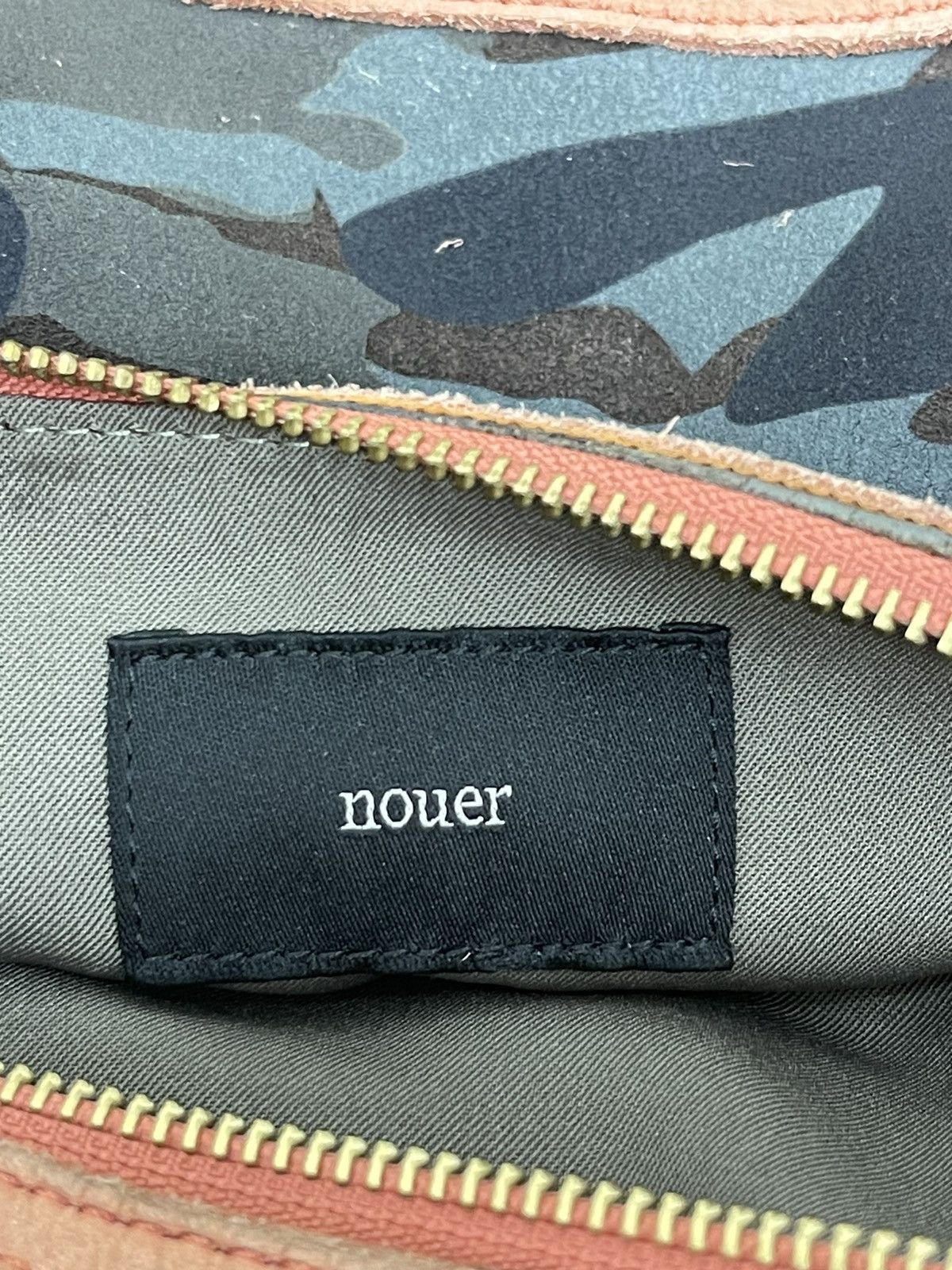 Japanese Brand Full Leather Nouer Cross Body Camo Sling Bag 2🟩 Size ONE SIZE - 20 Thumbnail