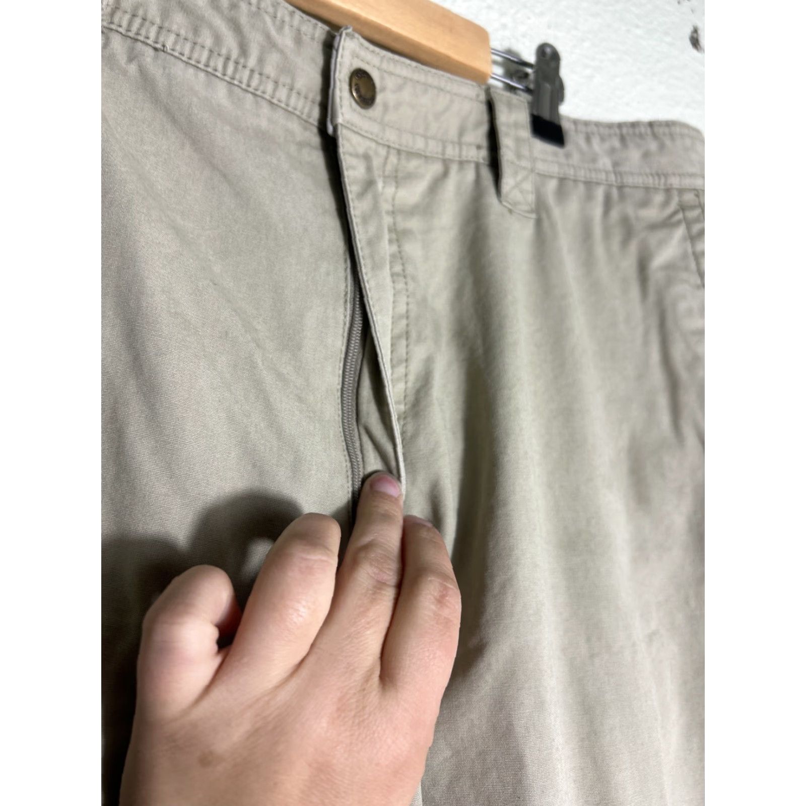 Vintage Columbia Khakis Pants Men 38 Regular Beige 38x30 Hiking Style 0207 AM 8255 Size US 38 / EU 54 - 7 Thumbnail