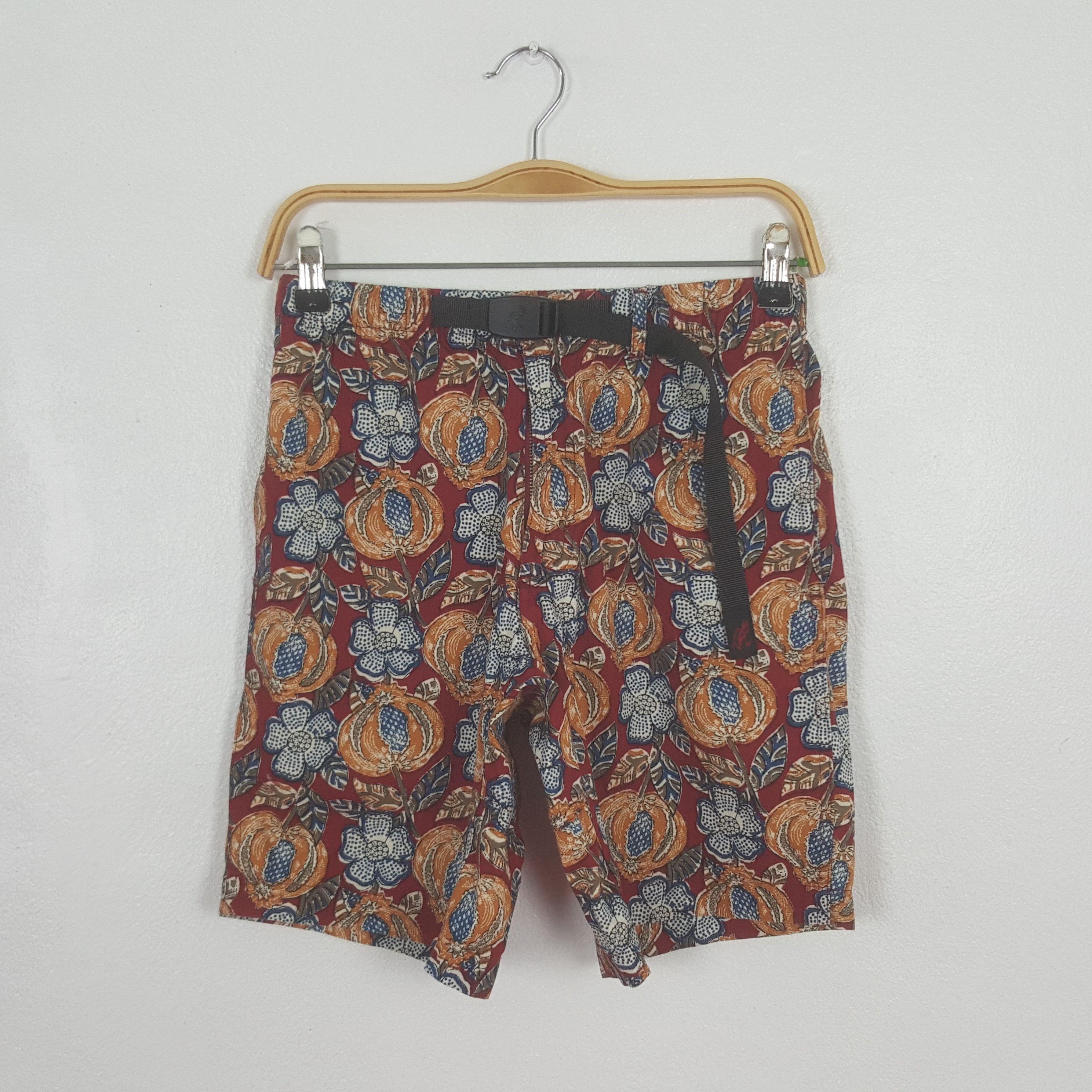 Gramicci Vintage Gramicci Outdoor Fullprint Short Pants C318N16 Size 24" / US 00 / IT 34 - 1 Thumbnail