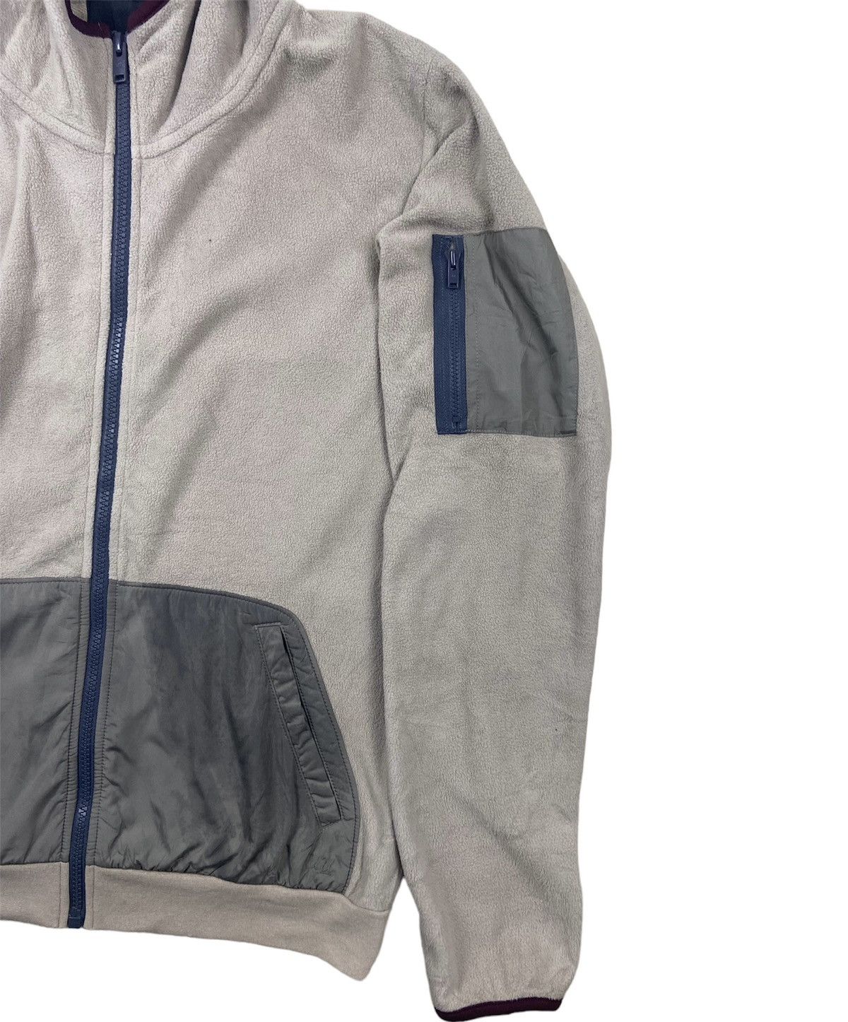 Jun Takahashi × Undercover Undercover By Jun Takahashi Uniqlo Fleece Jacket Size US M / EU 48-50 / 2 - 4 Thumbnail
