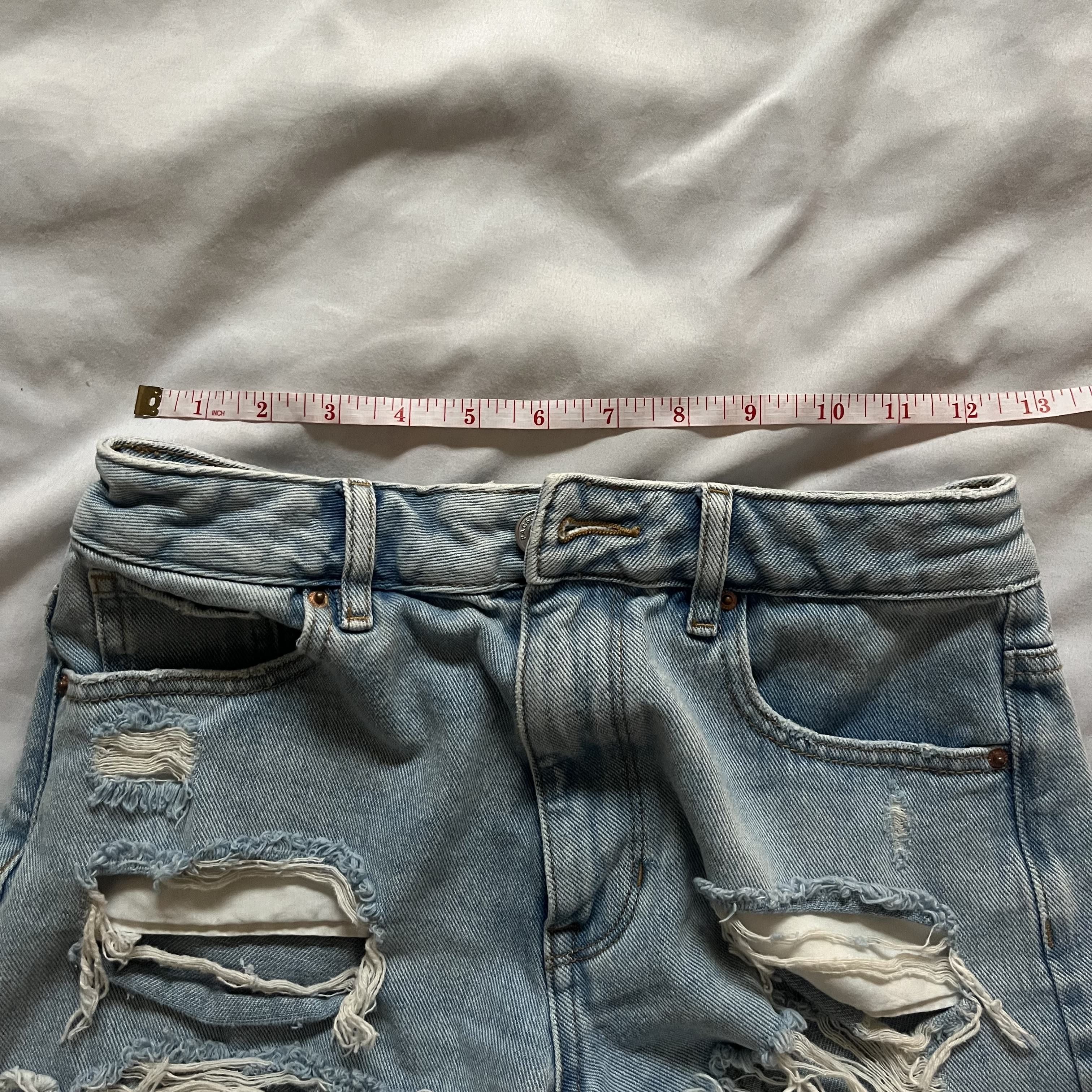 Pacsun PacSun Denim Booty Shorts with Frays Size 26" / US 2 / IT 38 - 4 Thumbnail
