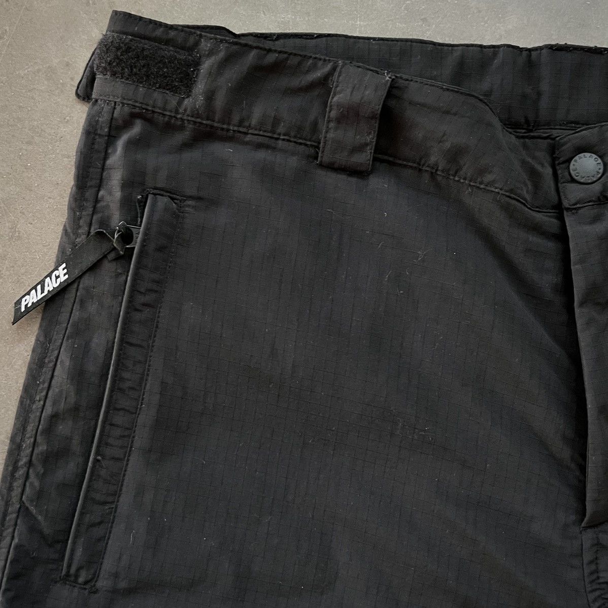 Palace Black 3M CORDURA RS SHELL NYLON CARGO PANTS + STICKERS Size US 32 / EU 48 - 5 Thumbnail