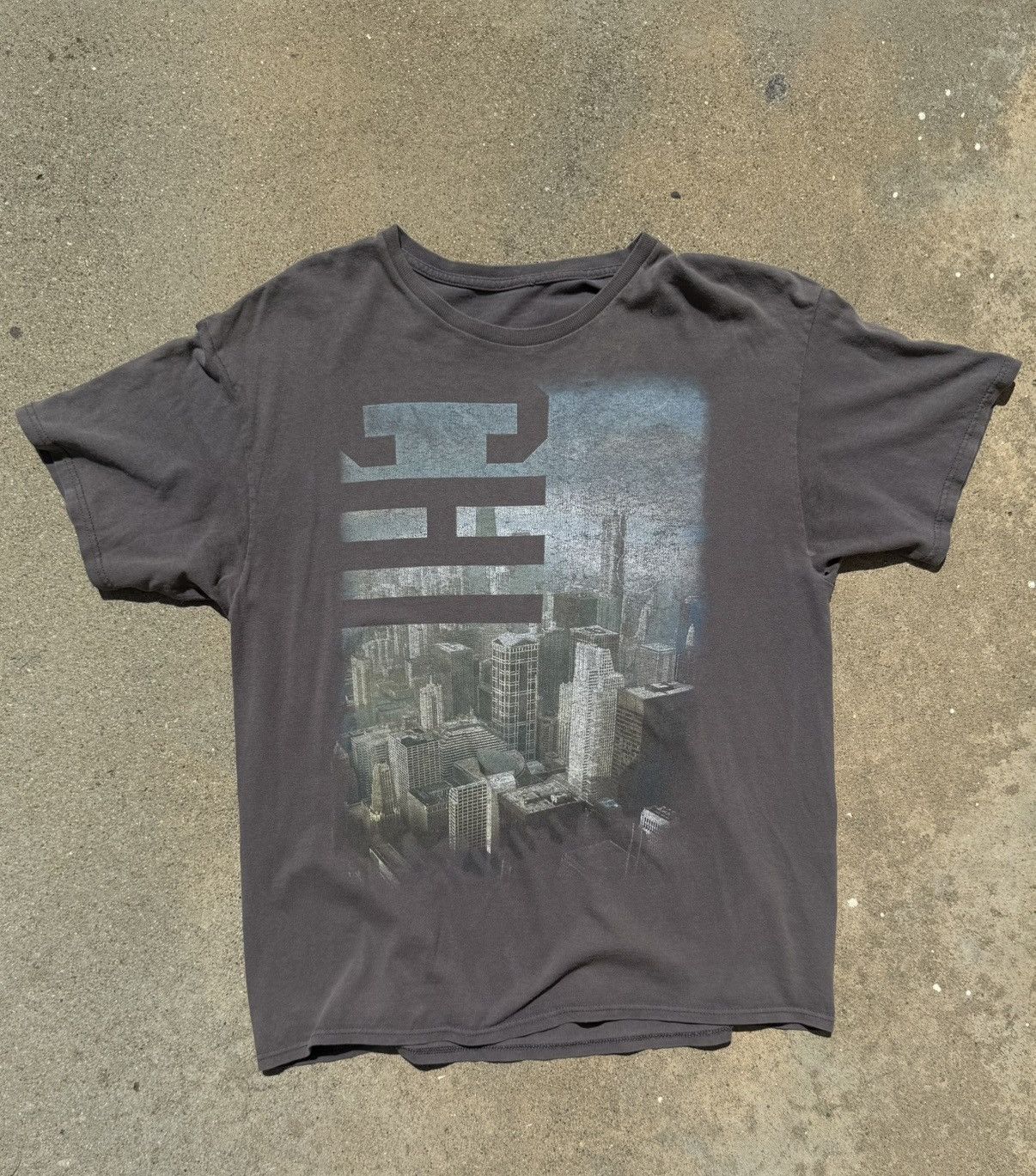 Vintage Chicago skyline t shirt Size US XL / EU 56 / 4 - 1 Thumbnail