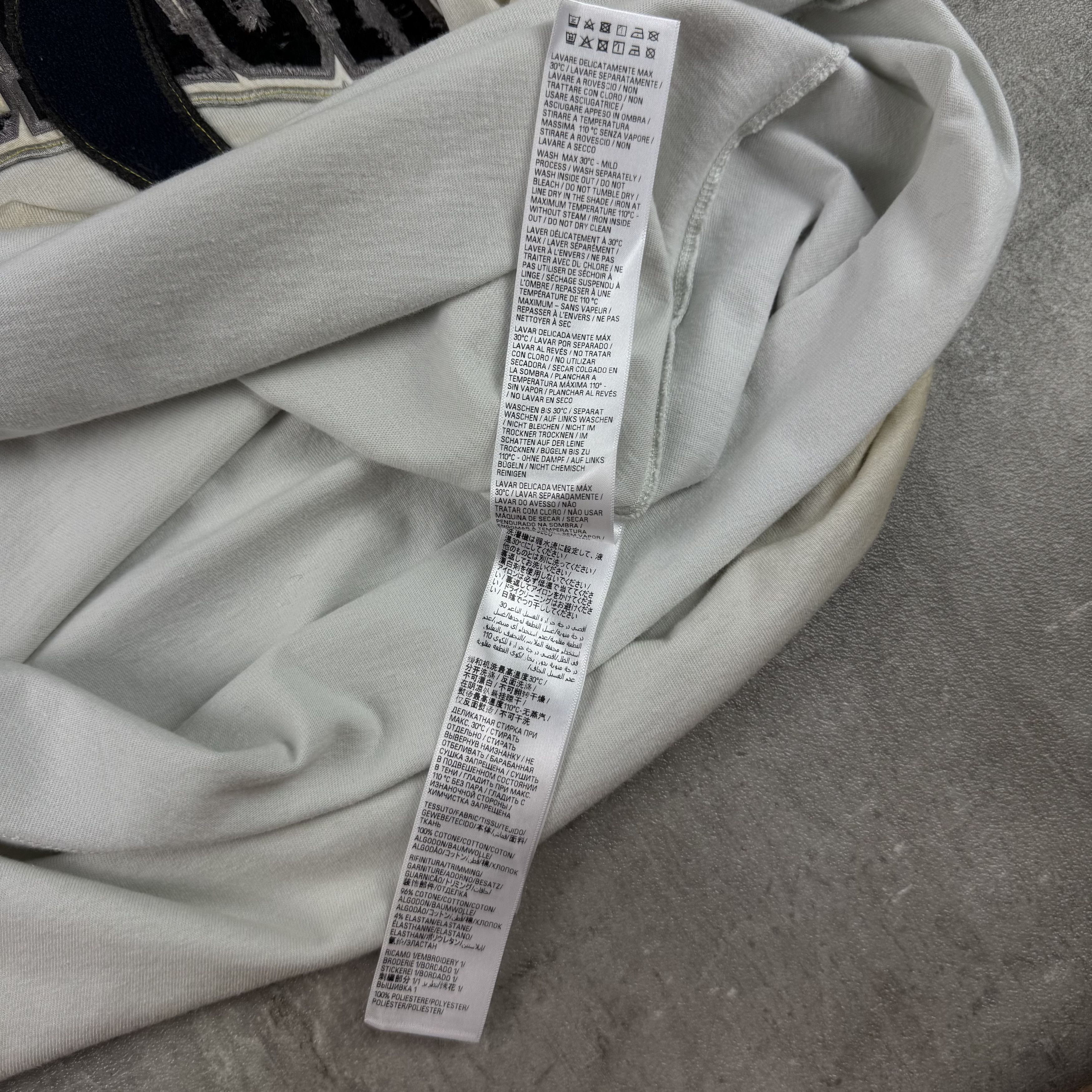 Balenciaga BALENCIAGA Skater Logo Oversized T-Shirt in Dirty White Size US S / EU 44-46 / 1 - 14 Thumbnail