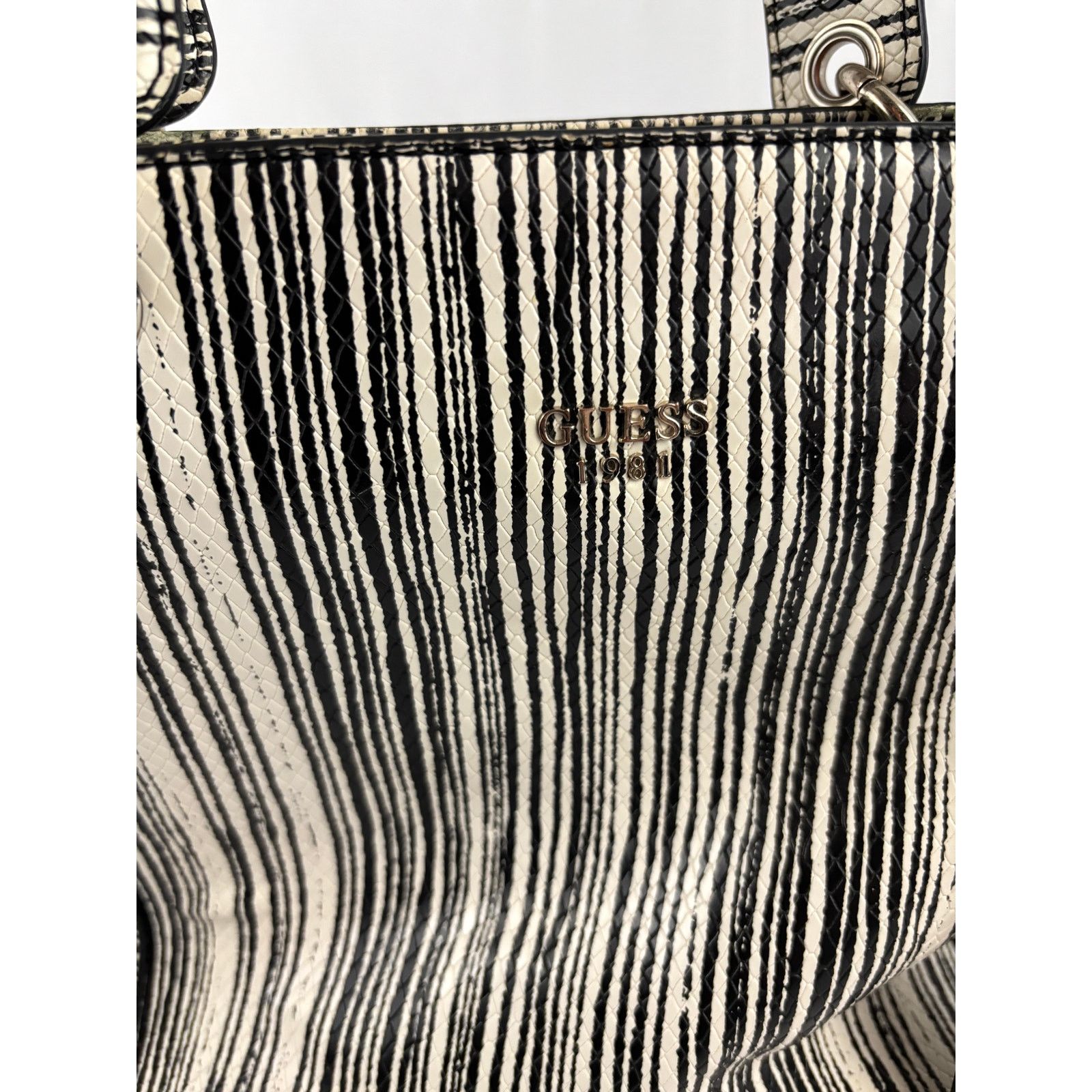 Guess Guess Kamryn Stripe Python Tote Black White Shoulder Handbag Size ONE SIZE - 3 Thumbnail