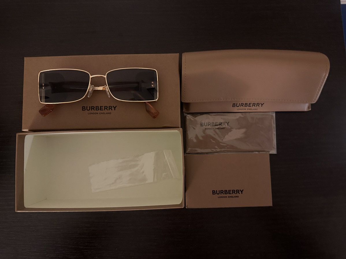 Burberry Burberry Sunglasses “B” Lens Size ONE SIZE - 6 Thumbnail
