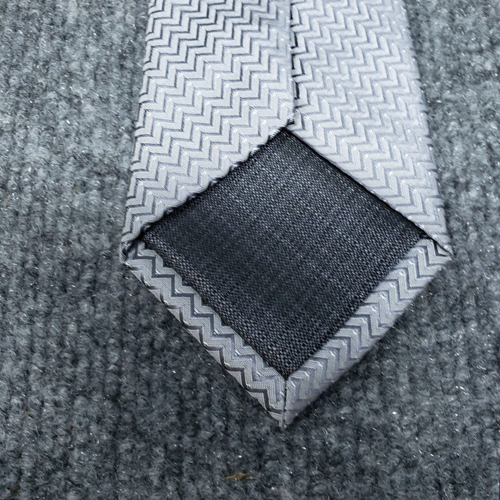 Kenneth Cole Kenneth Cole Awearness Neck Tie Mens Gray Chevron Silk Necktie Classic Groom Size ONE SIZE - 5 Thumbnail