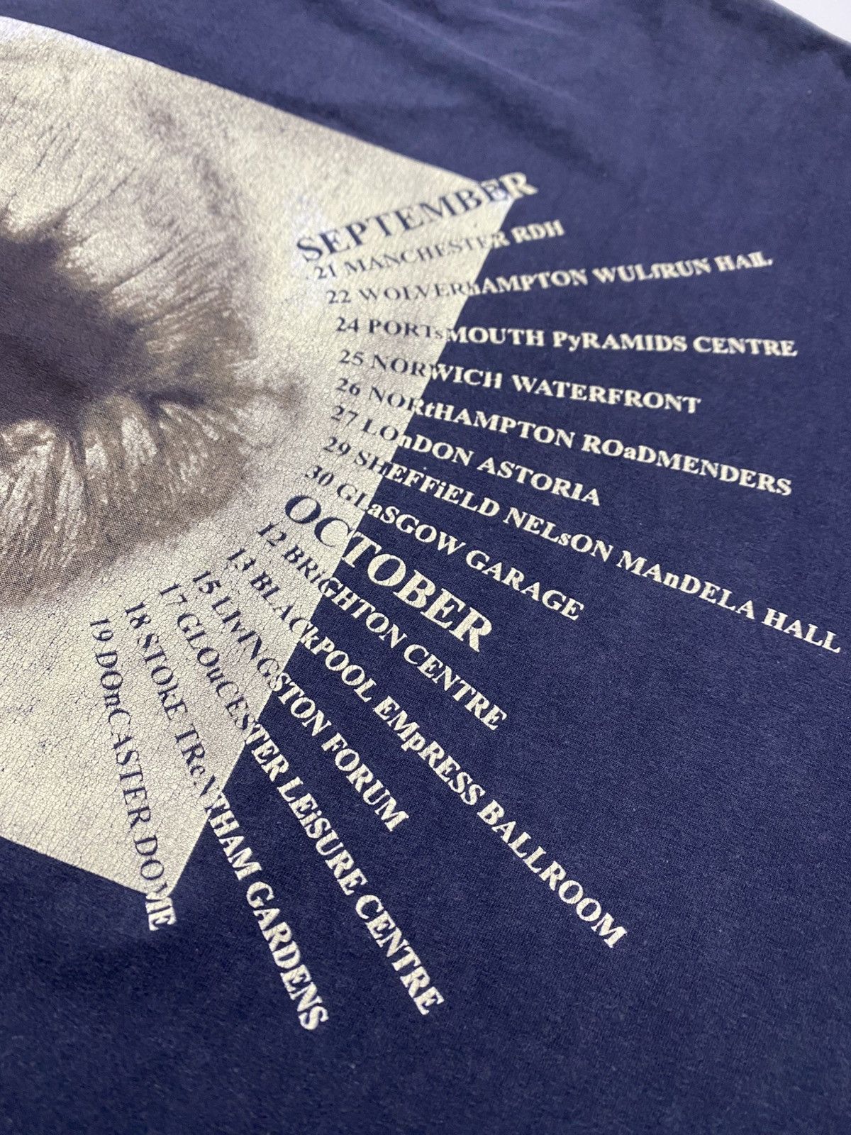 Band Tees Superb Rare Vintage 90s Longpigs OG UK 🇬🇧 tour tee Size US XL / EU 56 / 4 - 7 Thumbnail