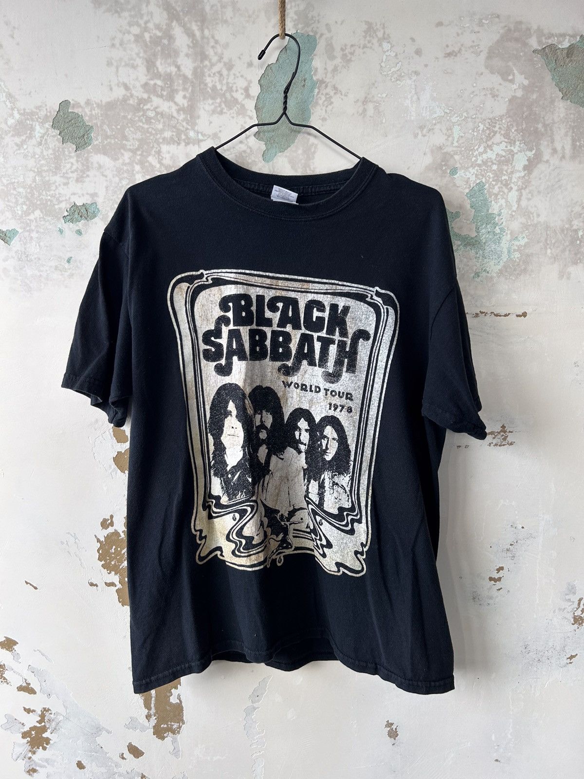 Black Sabbath BLACK SABBATH VINTAGE T-SHIRT Size US L / EU 52-54 / 3 - 1 Thumbnail