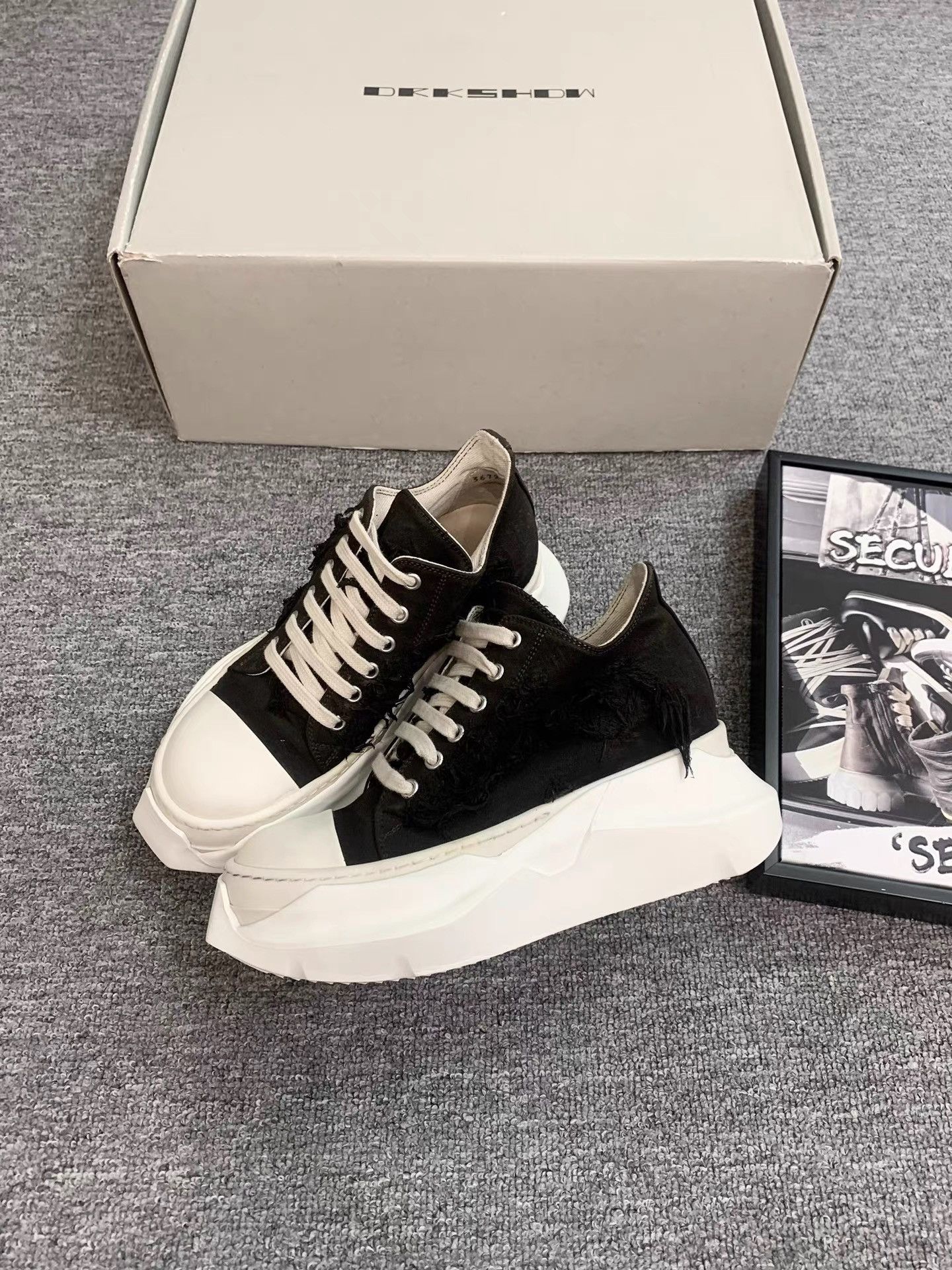 Rick Owens Rick Owens Distressed Platform Ramones K34 Size US 6 / IT 36 - 2 Thumbnail
