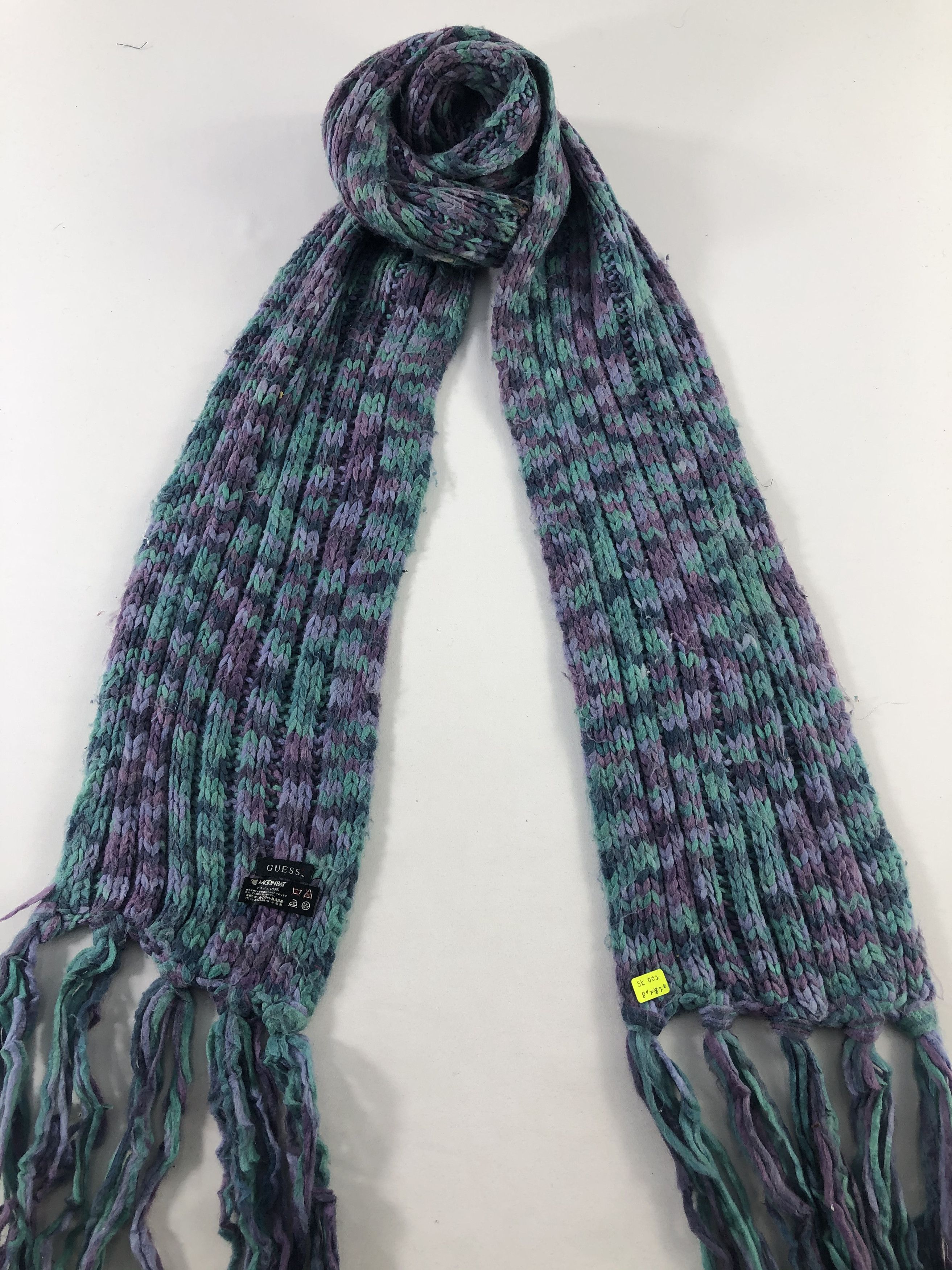 Guess Guess Scarf / Muffler / Neckwear Size ONE SIZE - 1 Thumbnail