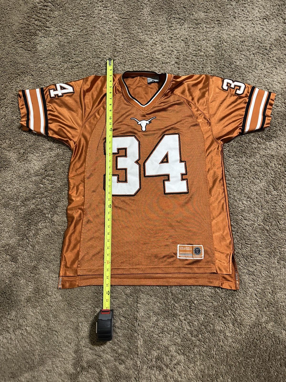 NCAA Vintage NCAA Texas Longhorns jersey 00s size large Size US L / EU 52-54 / 3 - 9 Thumbnail