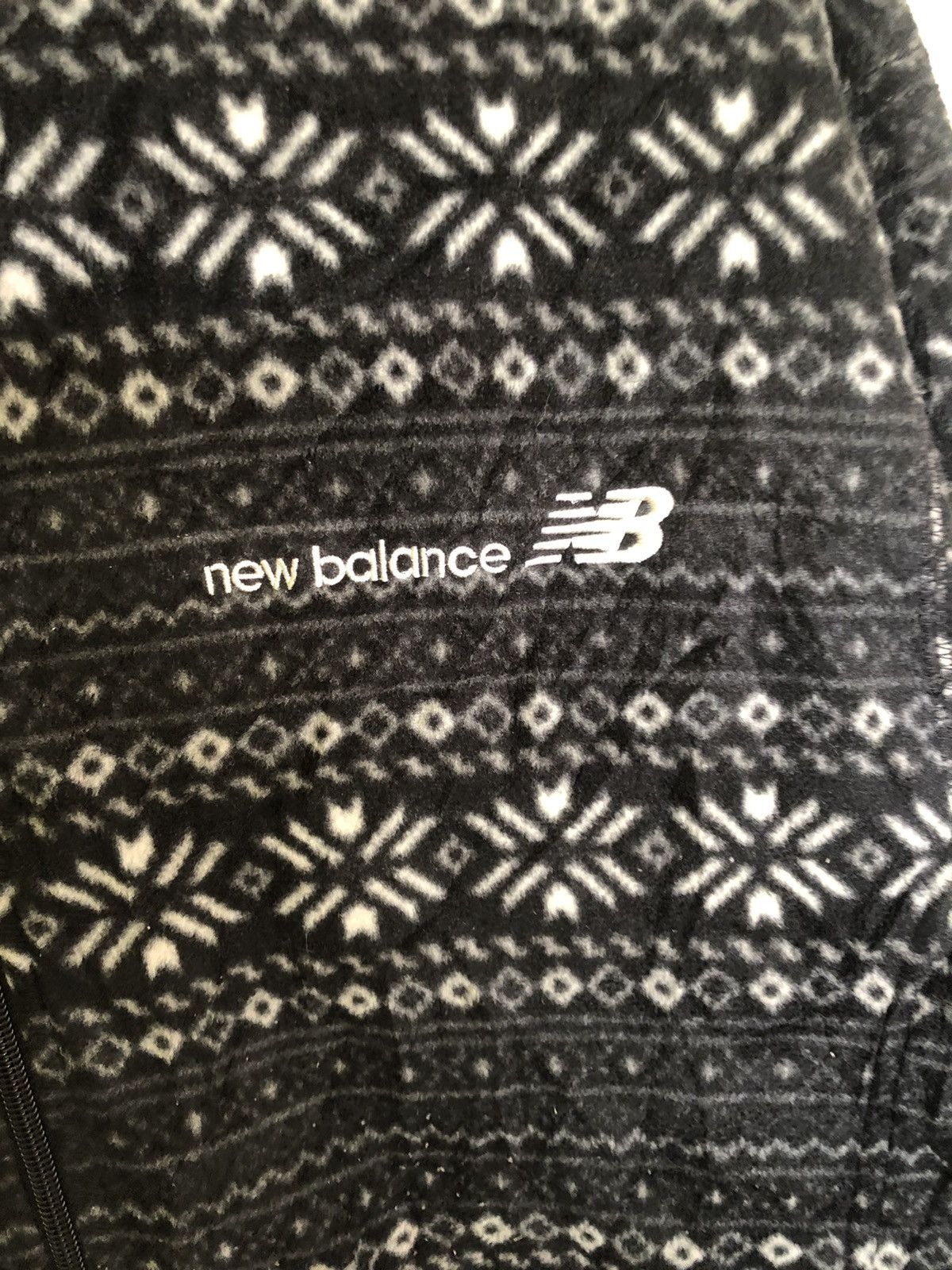 Japanese Brand × New Balance × Vintage Vintage Y2K New Balance Fleece floral monogram Size US L / EU 52-54 / 3 - 3 Thumbnail