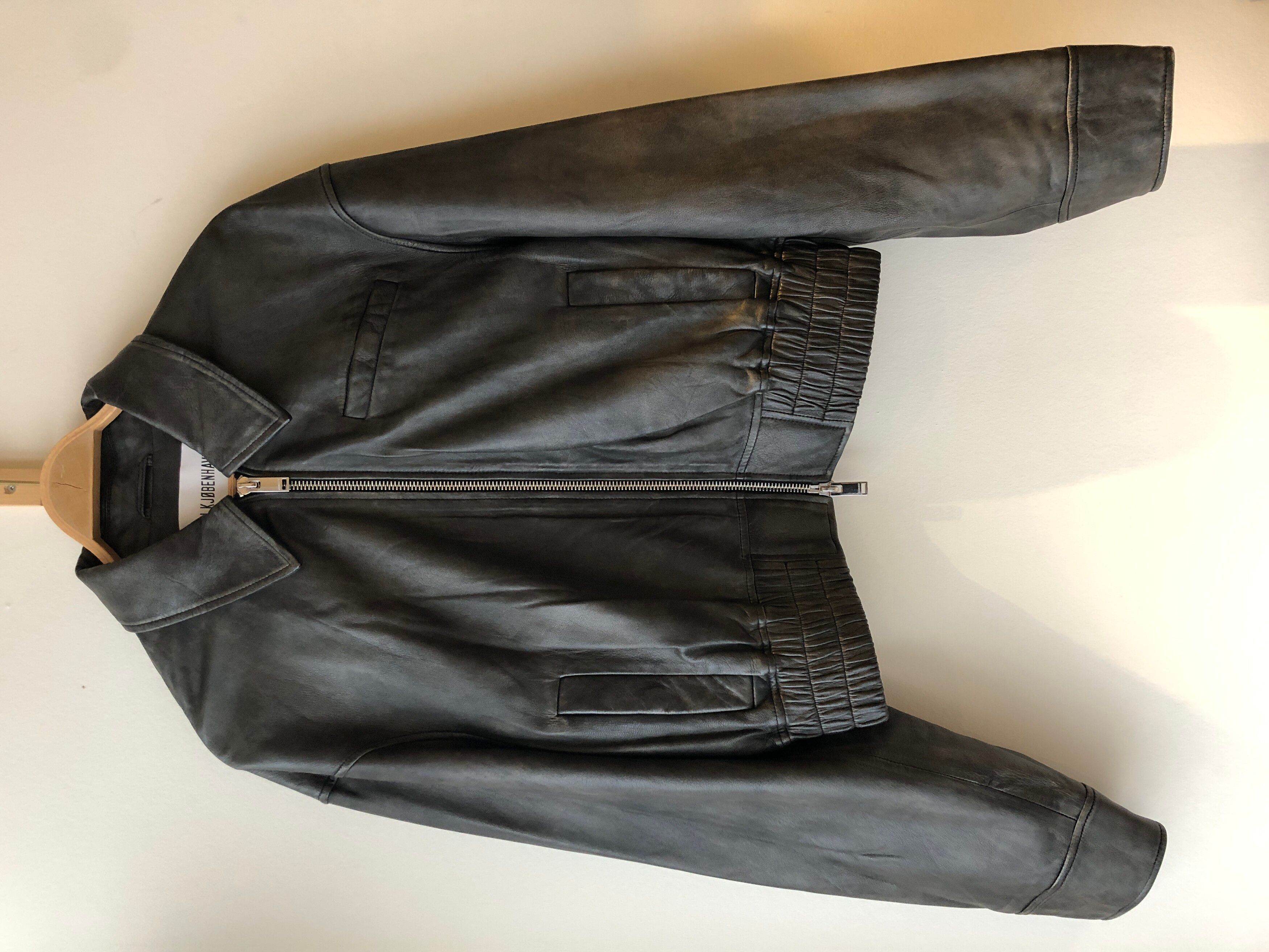 Pre-owned Acne Studios X Han Kjobenhavn Wknd $1100 - Washed Leather Cropped Bomber Jacket In Faded Black