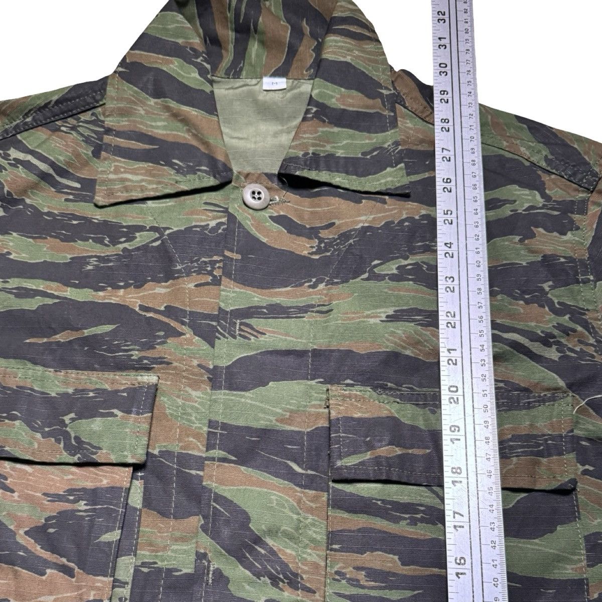 Vintage VTG Tiger Stripe Jungle Camo Coat Army Field Jacket Sz M Size US M / EU 48-50 / 2 - 5 Thumbnail