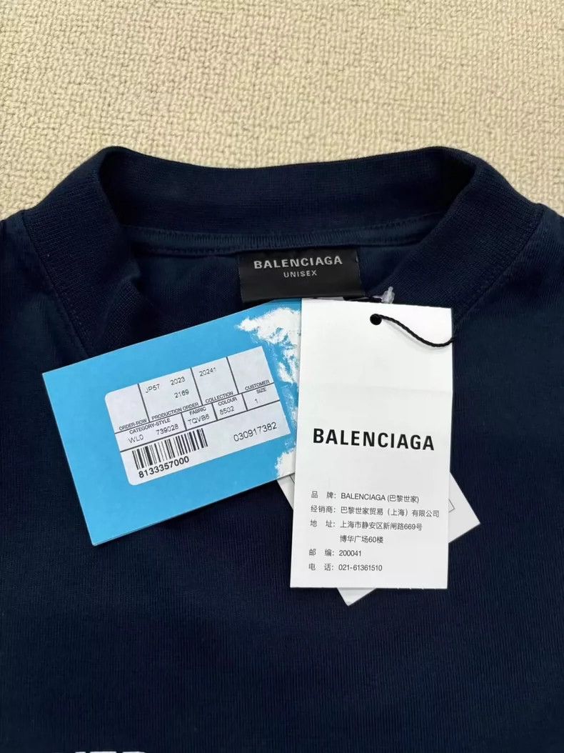Balenciaga Balenciaga Crew Neck Pullover Short Sleeve Tee Size US L / EU 52-54 / 3 - 3 Thumbnail