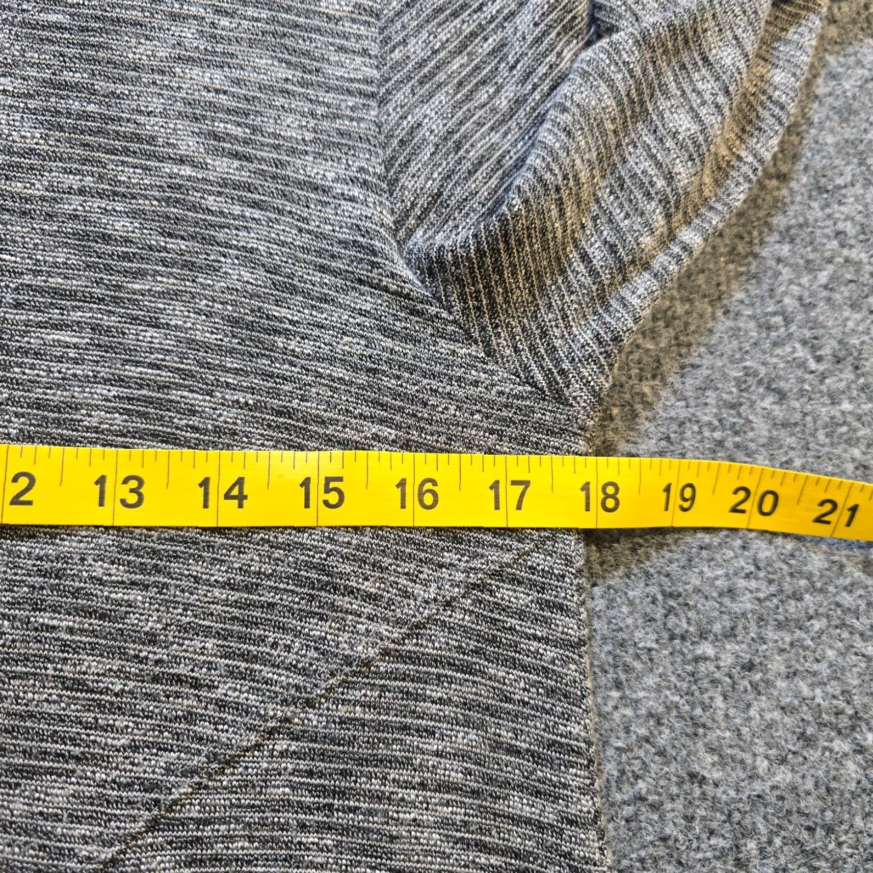 Vintage Comfy USA Top Womens Size small Gray Striped Tunic Long Sleeve Casual Blouse Add Velvet? Size S / US 4 / IT 40 - 5 Thumbnail