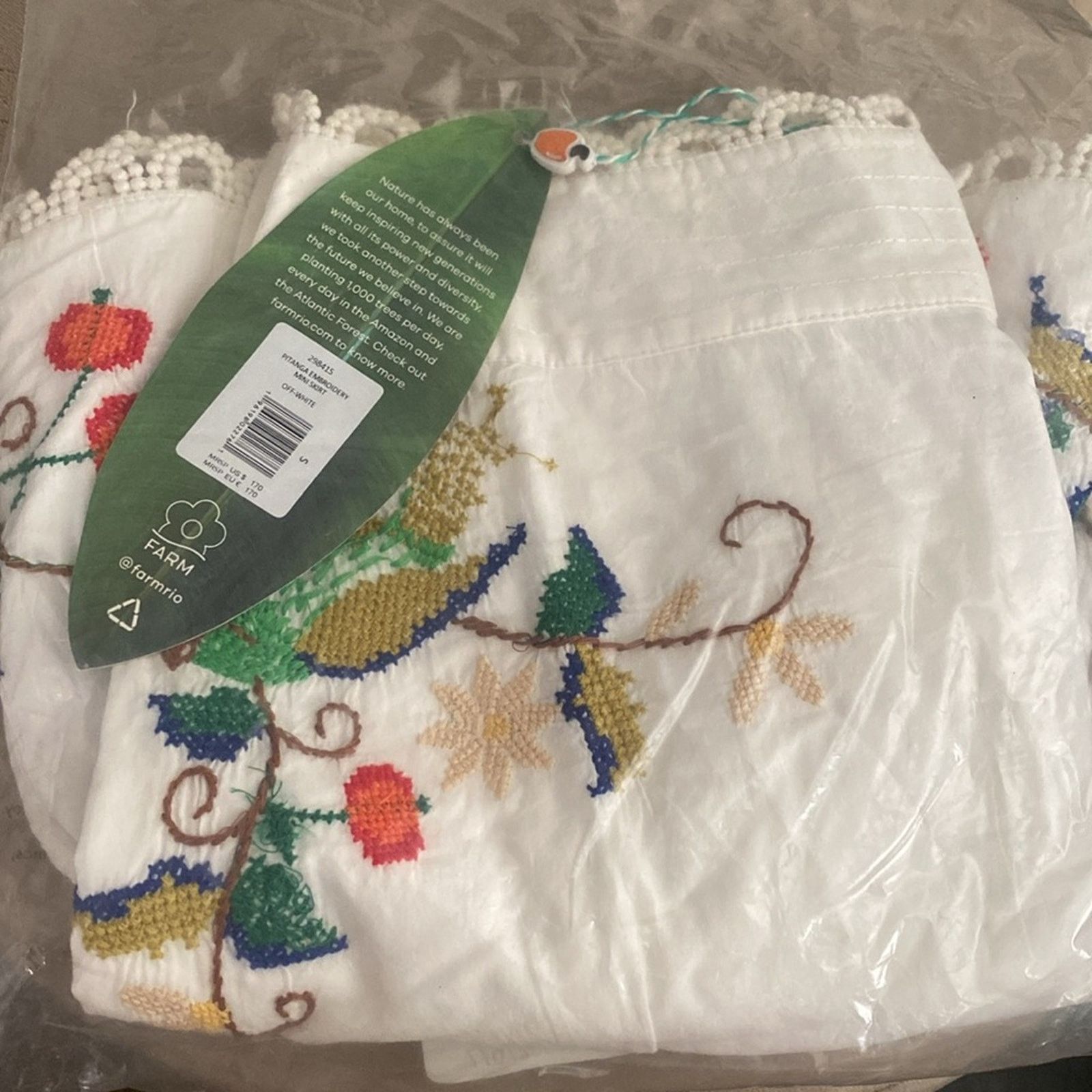 Farm Rio FARM Rio Pitanga Embroidery Mini Skirt S Size 26" / US 2 / IT 38 - 3 Thumbnail