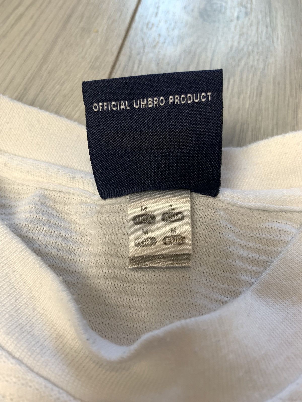 Umbro Vintage T-shirt Umbro Rare Size US M / EU 48-50 / 2 - 4 Thumbnail
