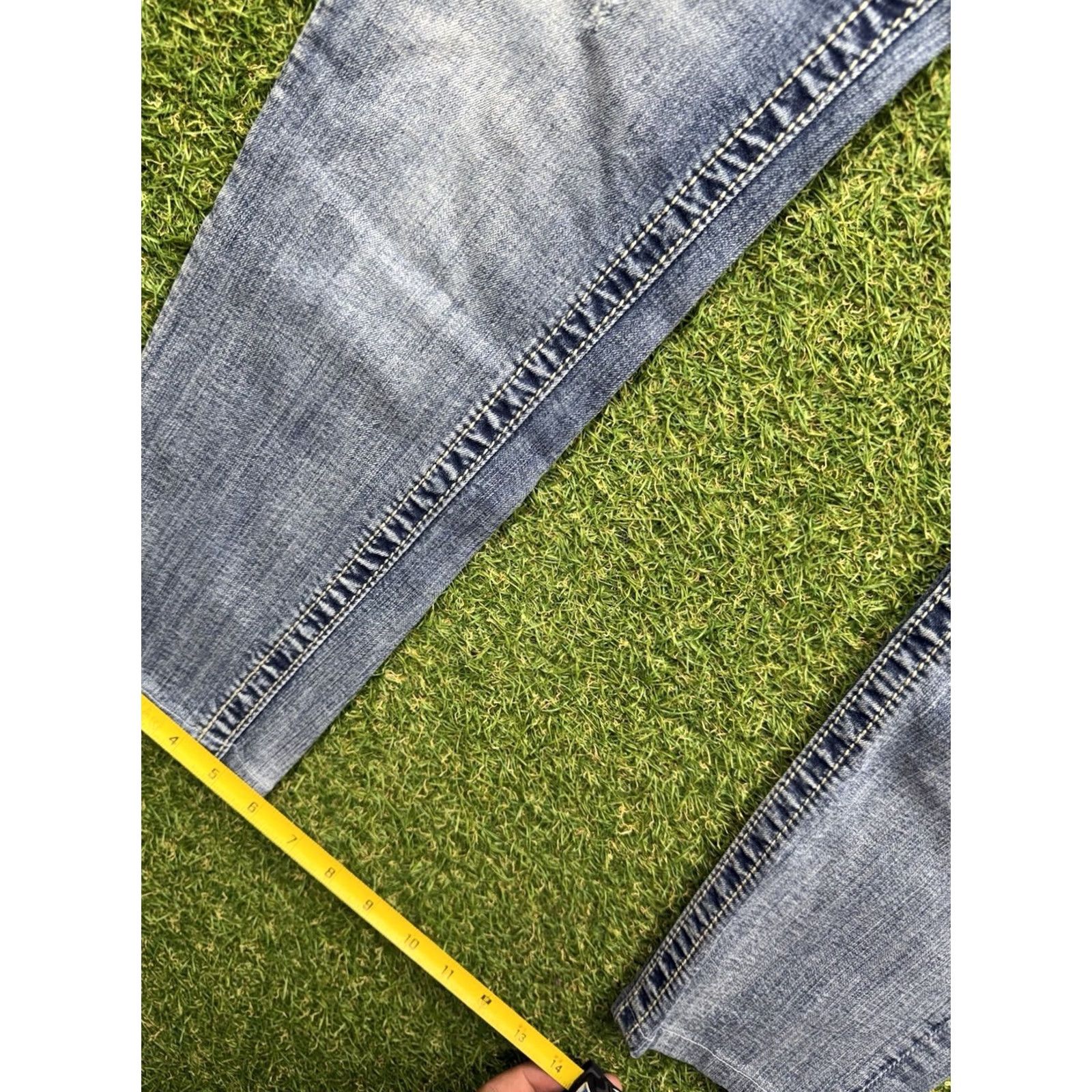 Miss Me Miss Me Jeans Womens 30 Blue Classic Light Wash Denim Embellished Button 5-Pocket Skinny Size 30" / US 8 / IT 44 - 6 Thumbnail