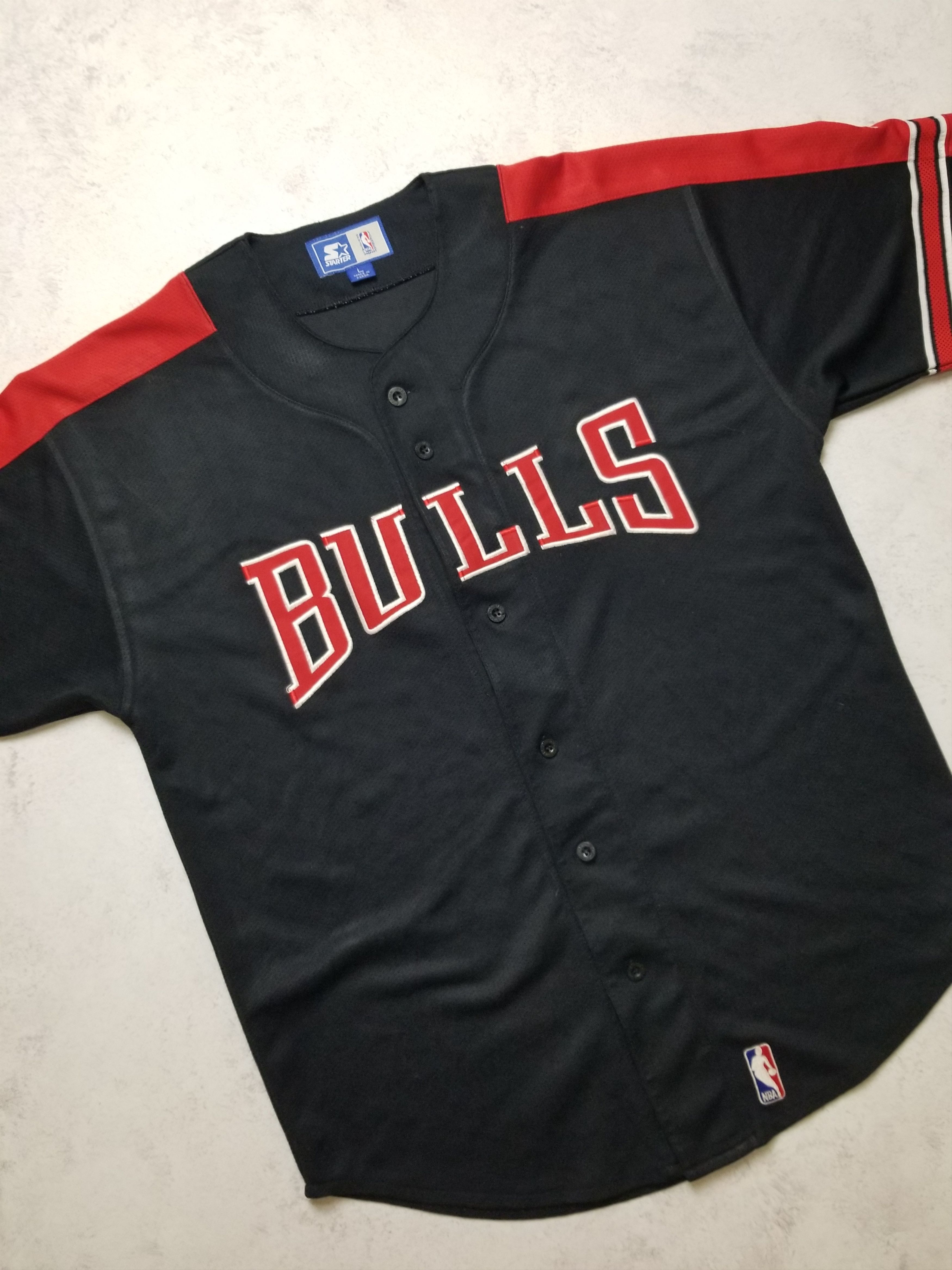 Starter Starter NBA Chicago Bulls Button Up Jersey Short Sleeve Top Size US L / EU 52-54 / 3 - 11 Thumbnail