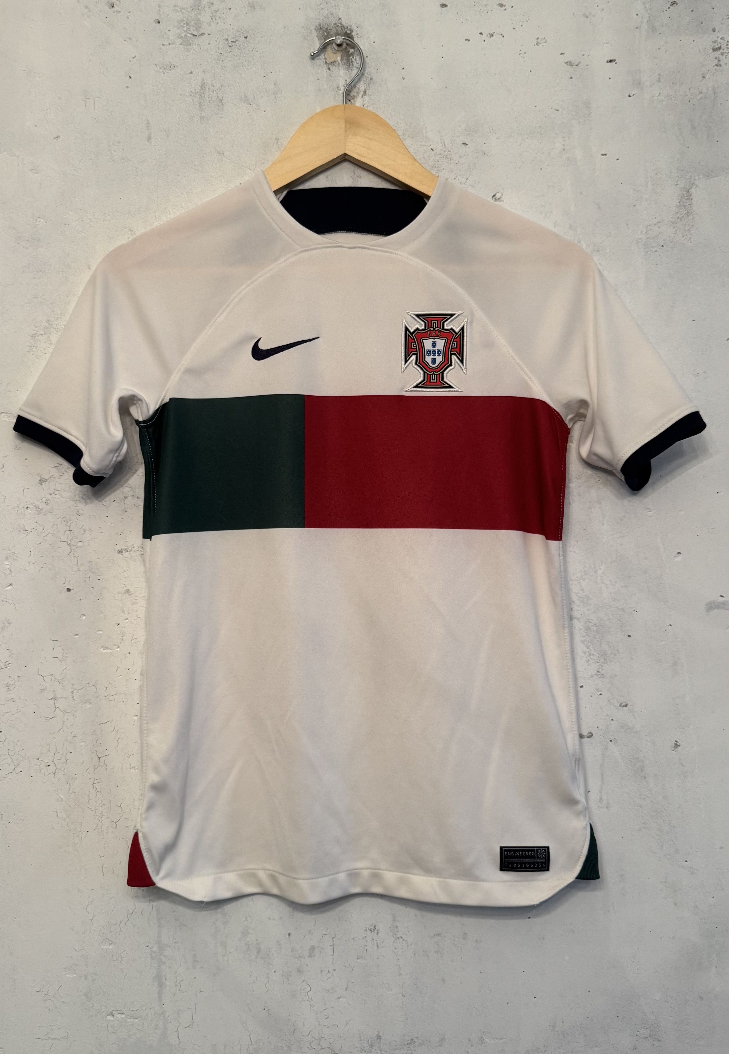 Nike Portugal Team 2022-2024 Ronaldo #7 Away Football Shirt Size US XS / EU 42 / 0 - 2 Thumbnail